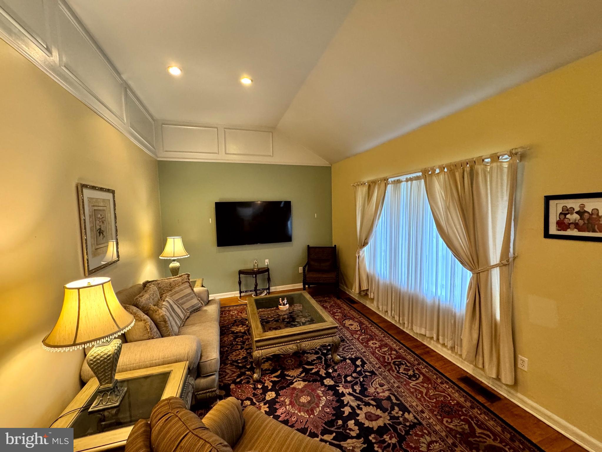 WARMINSTER VIL - Residential