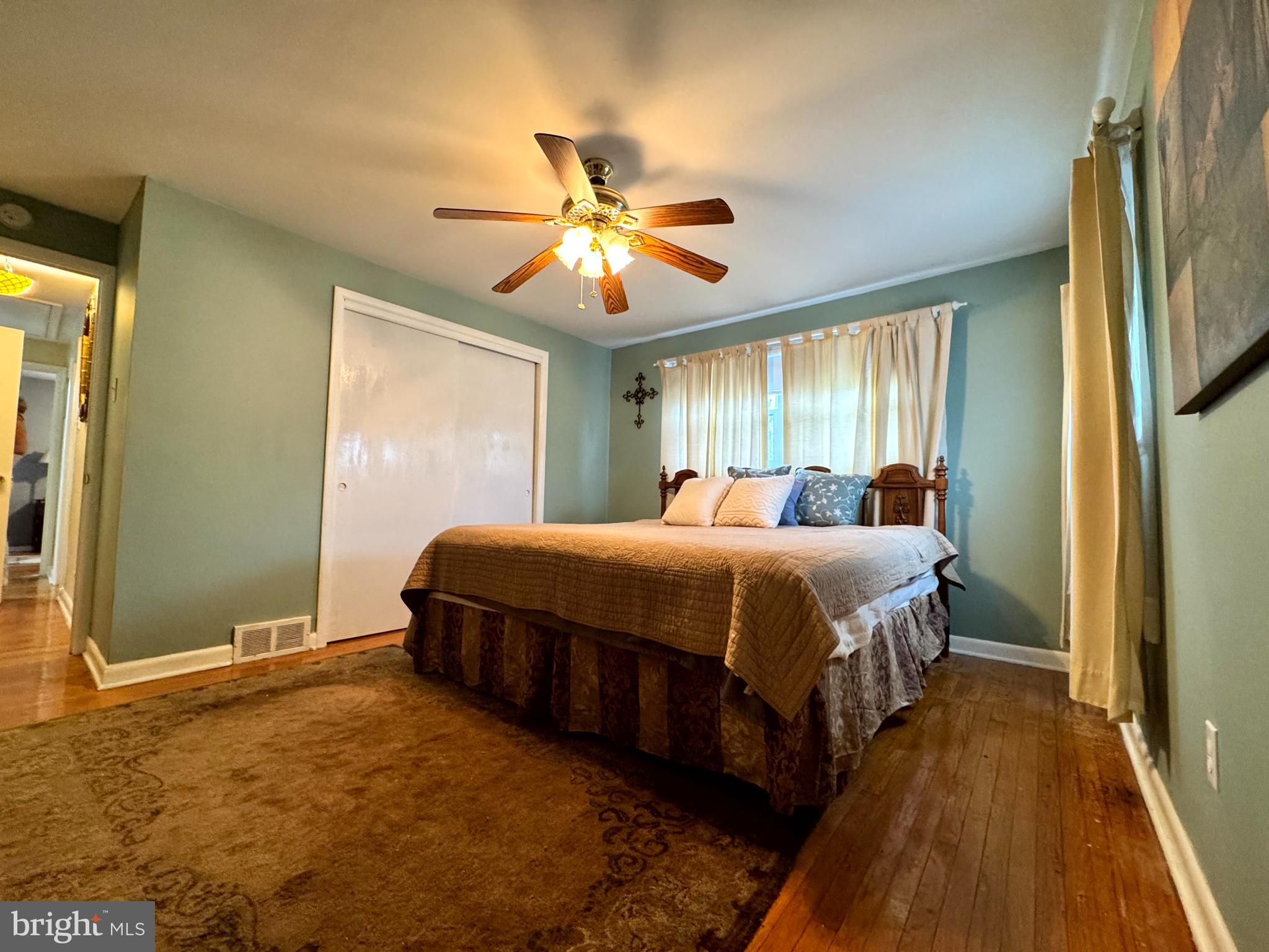 WARMINSTER VIL - Residential