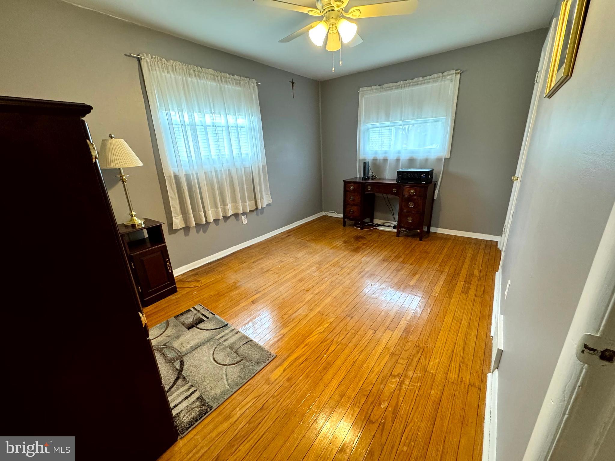 WARMINSTER VIL - Residential