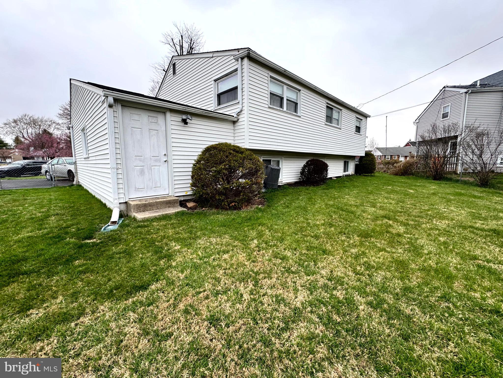 WARMINSTER VIL - Residential