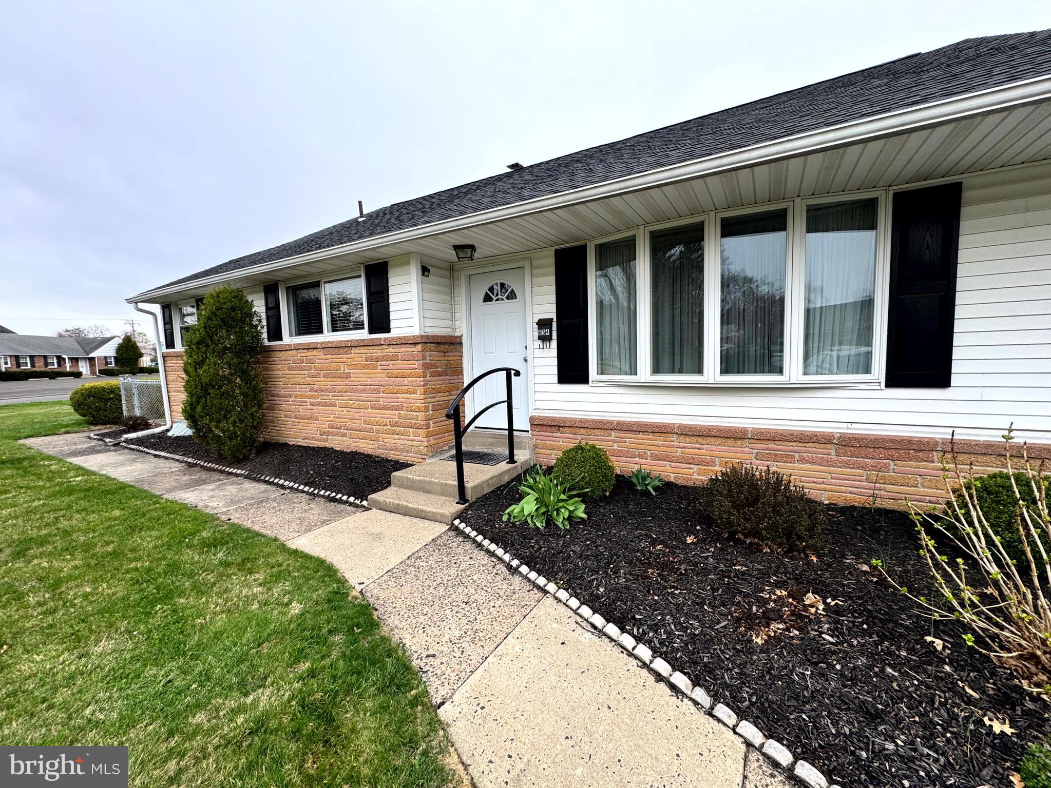 WARMINSTER VIL - Residential