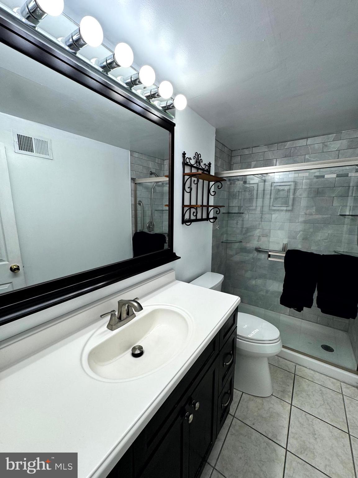 WARMINSTER VIL - Residential