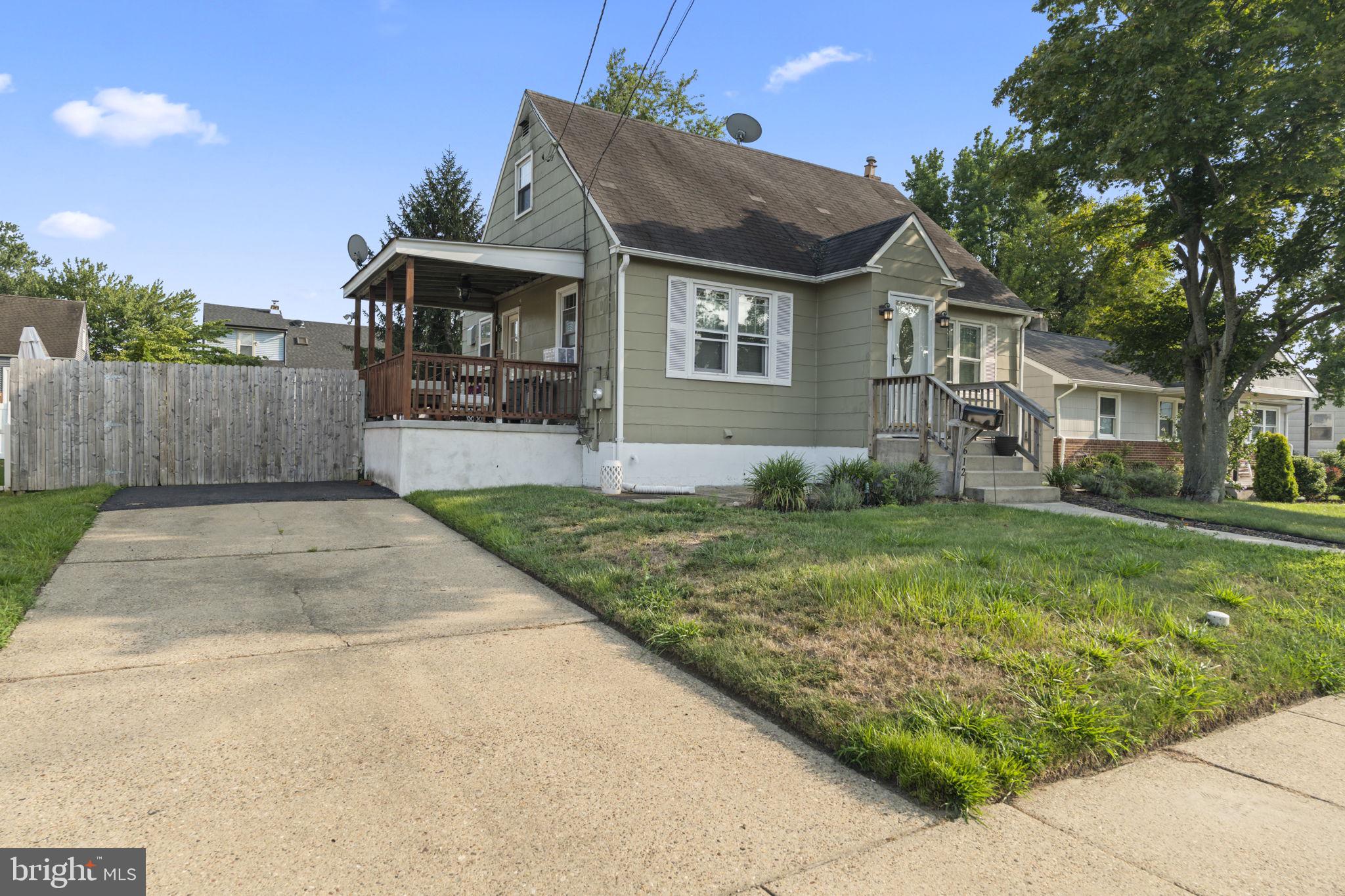 612 W BROOKE AVENUE
