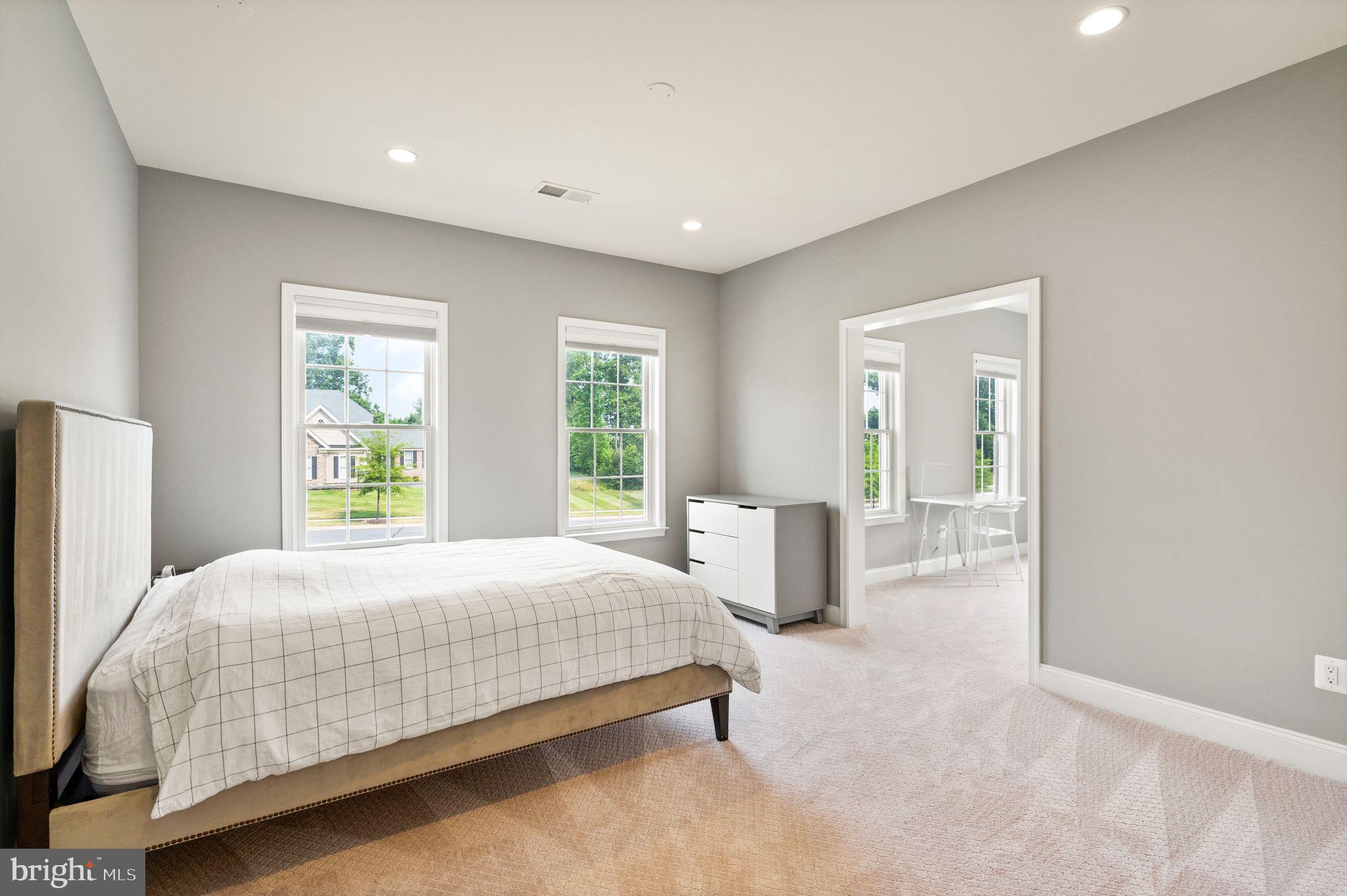 DOMINION VALLEY COUNTRY CLUB - Residential