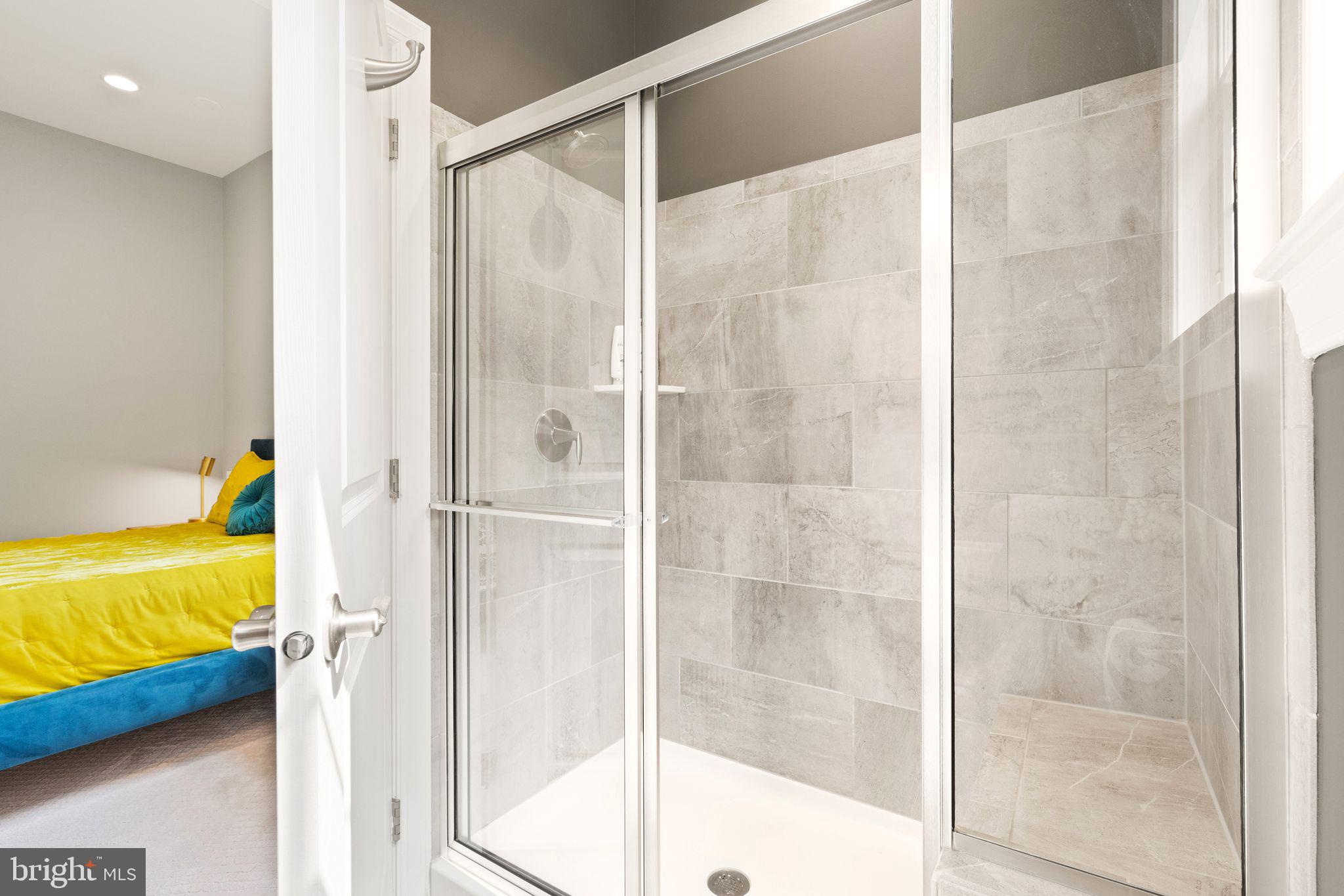 DOMINION VALLEY COUNTRY CLUB - Residential