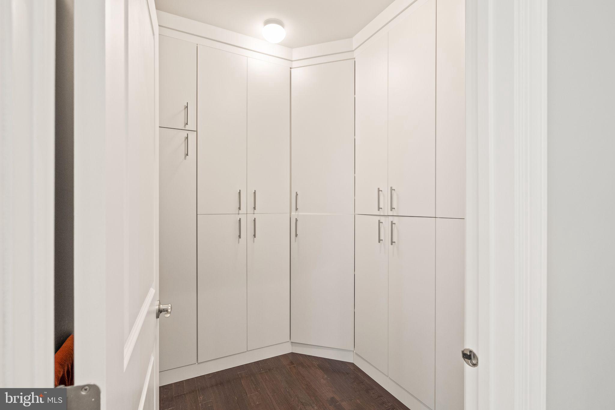 DOMINION VALLEY COUNTRY CLUB - Residential