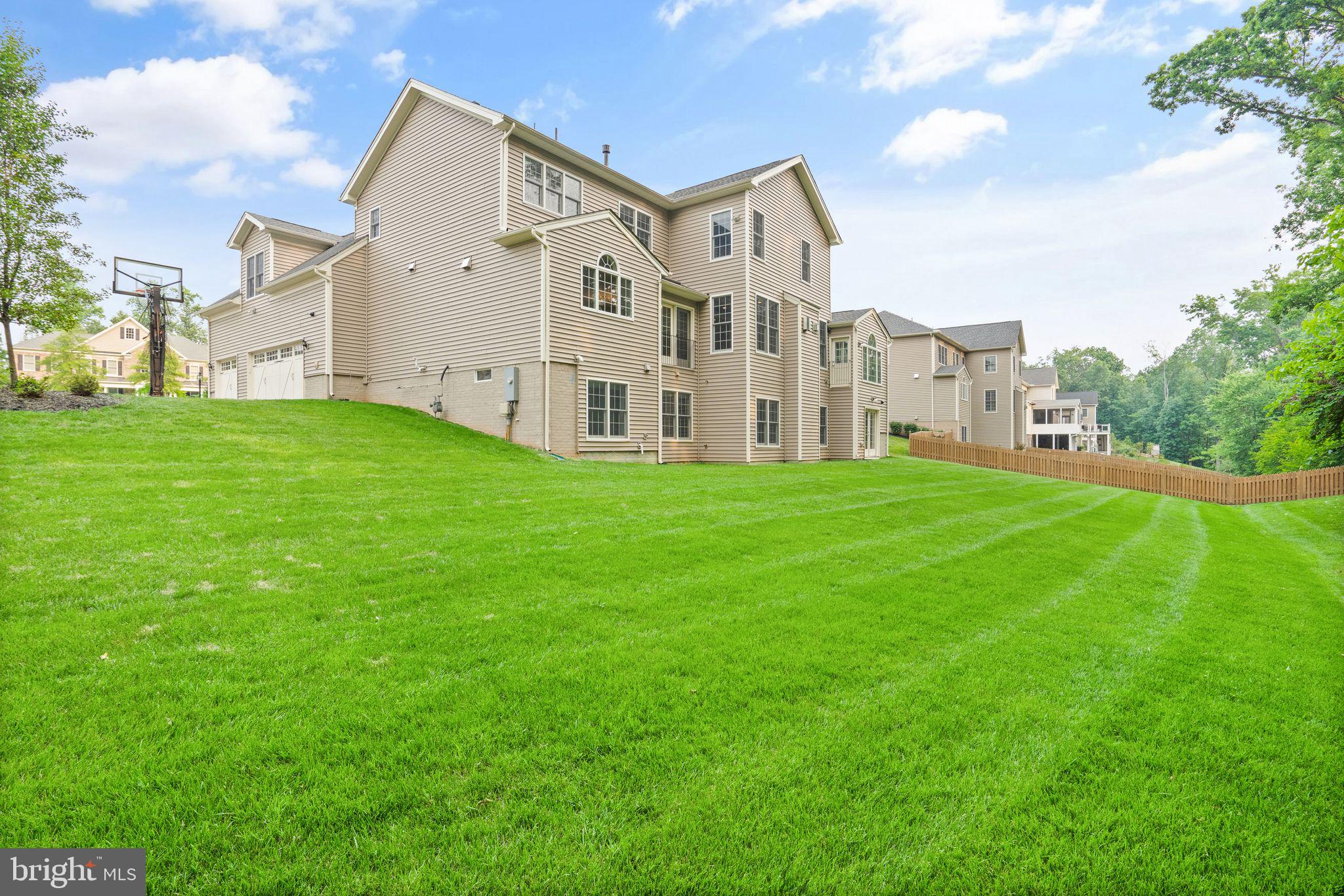 DOMINION VALLEY COUNTRY CLUB - Residential