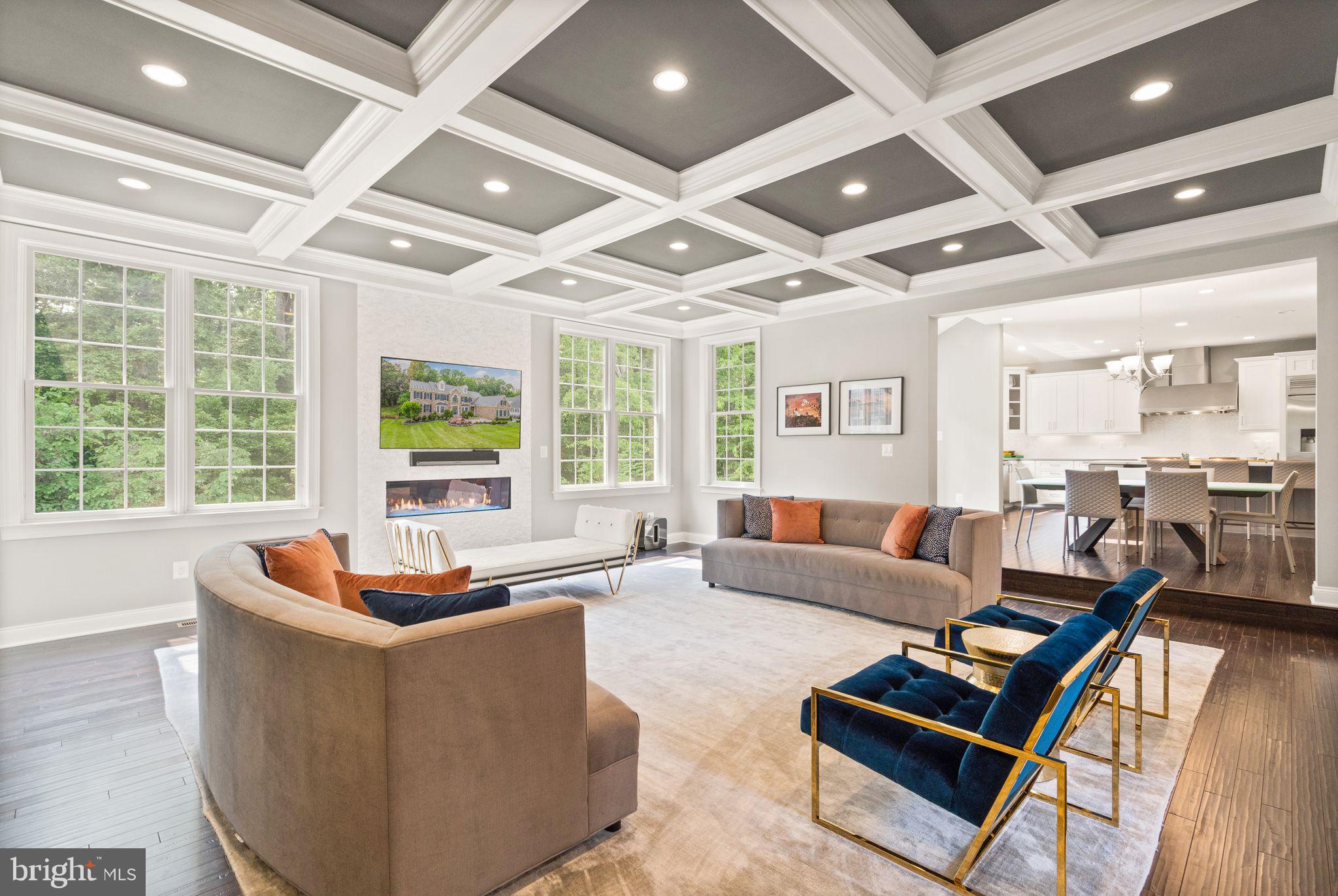 DOMINION VALLEY COUNTRY CLUB - Residential