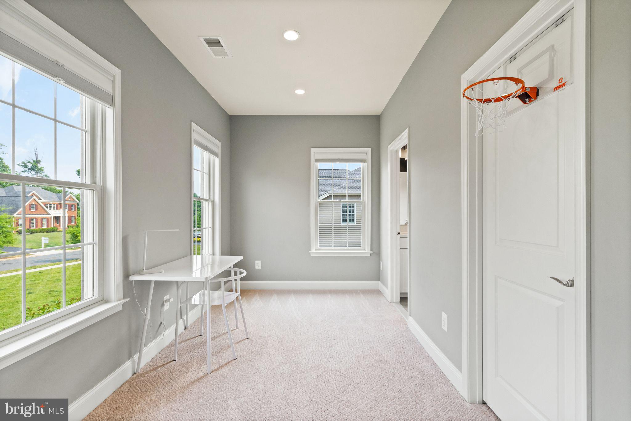 DOMINION VALLEY COUNTRY CLUB - Residential