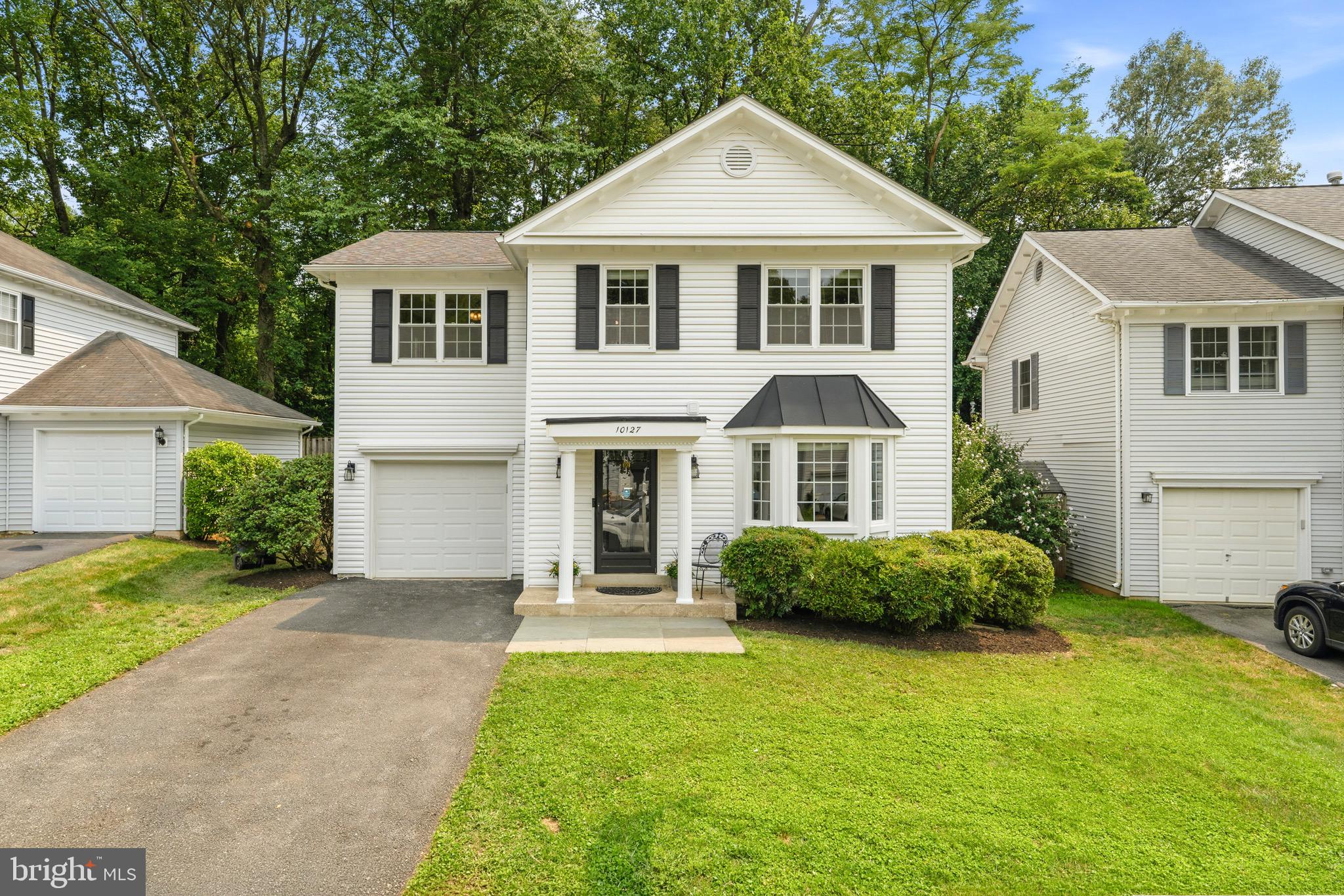 10127 SCHOOLHOUSE WOODS COURT