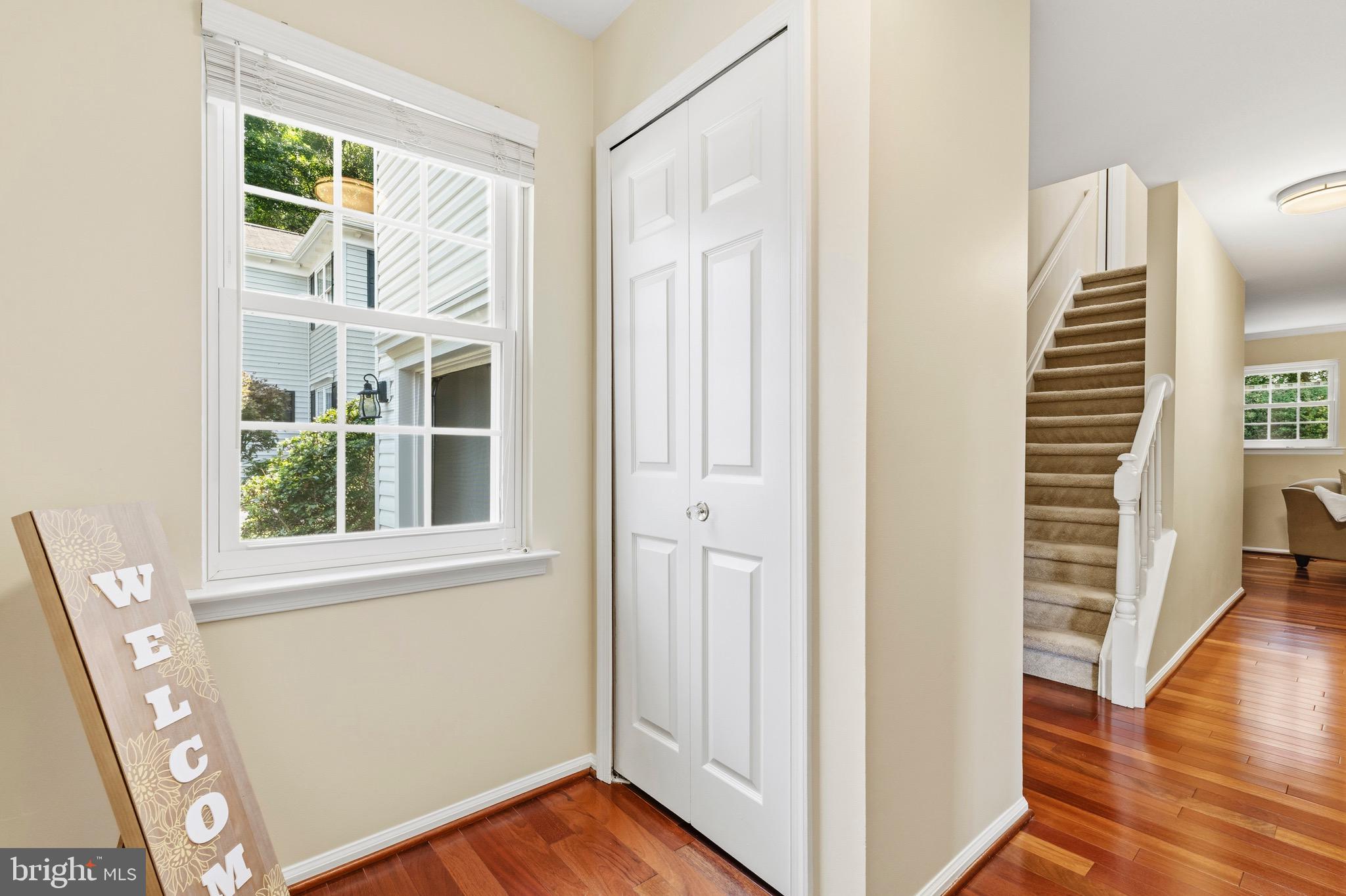 10127 SCHOOLHOUSE WOODS COURT
