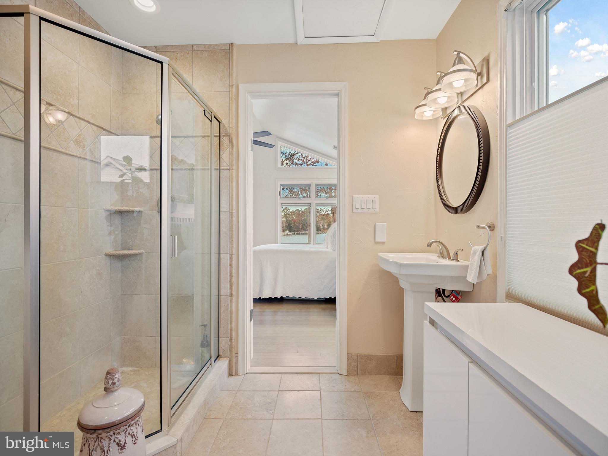 DRUM POINT - Residential