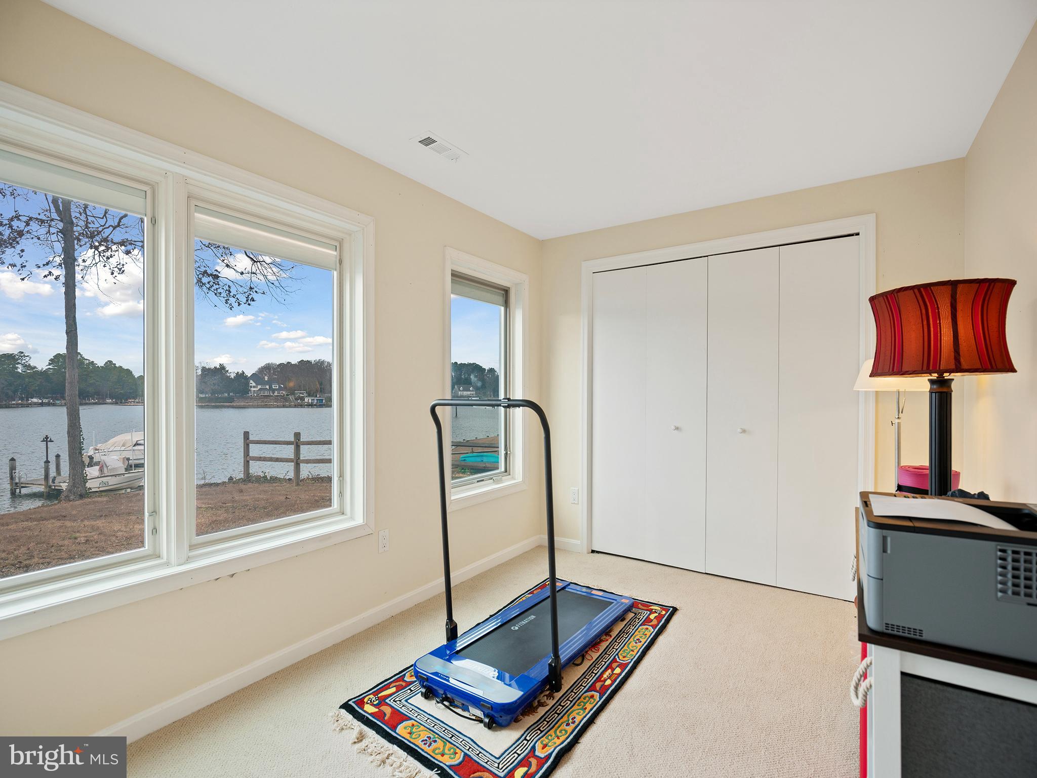 DRUM POINT - Residential