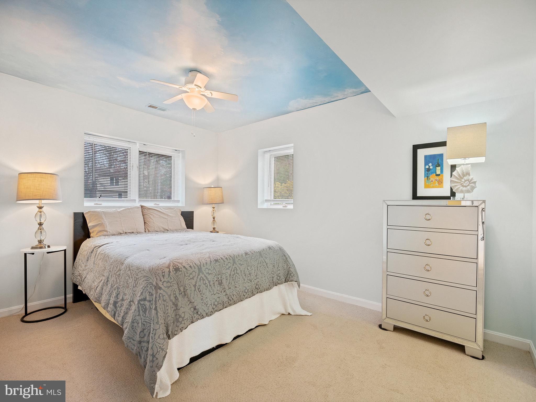 DRUM POINT - Residential