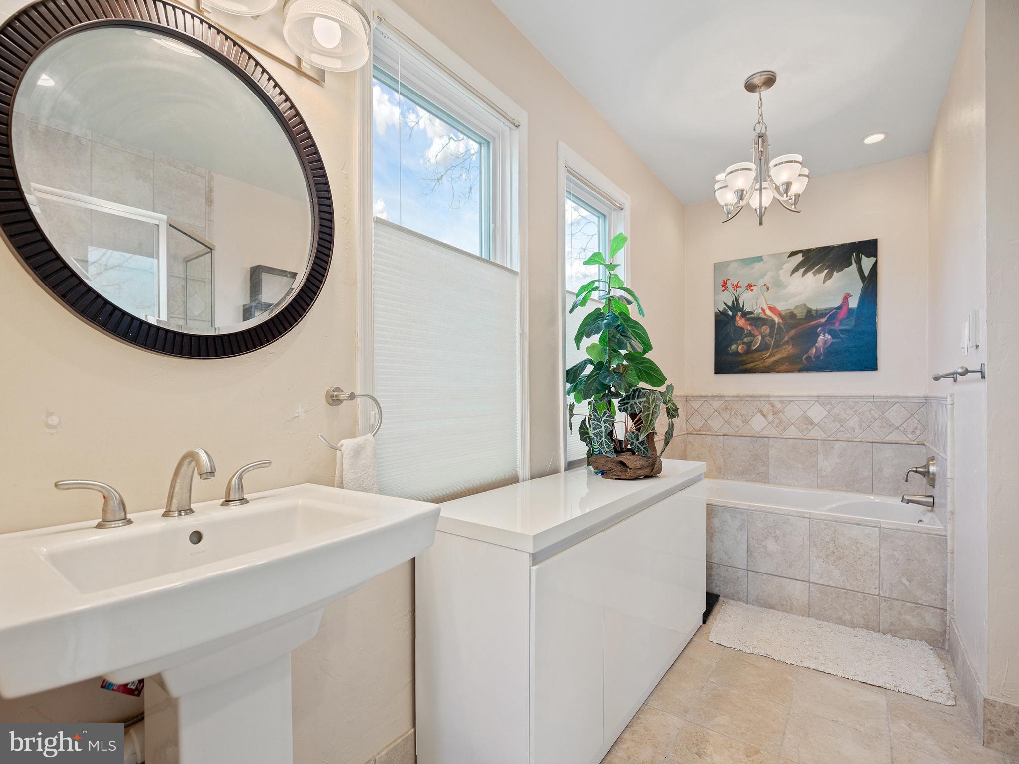 DRUM POINT - Residential