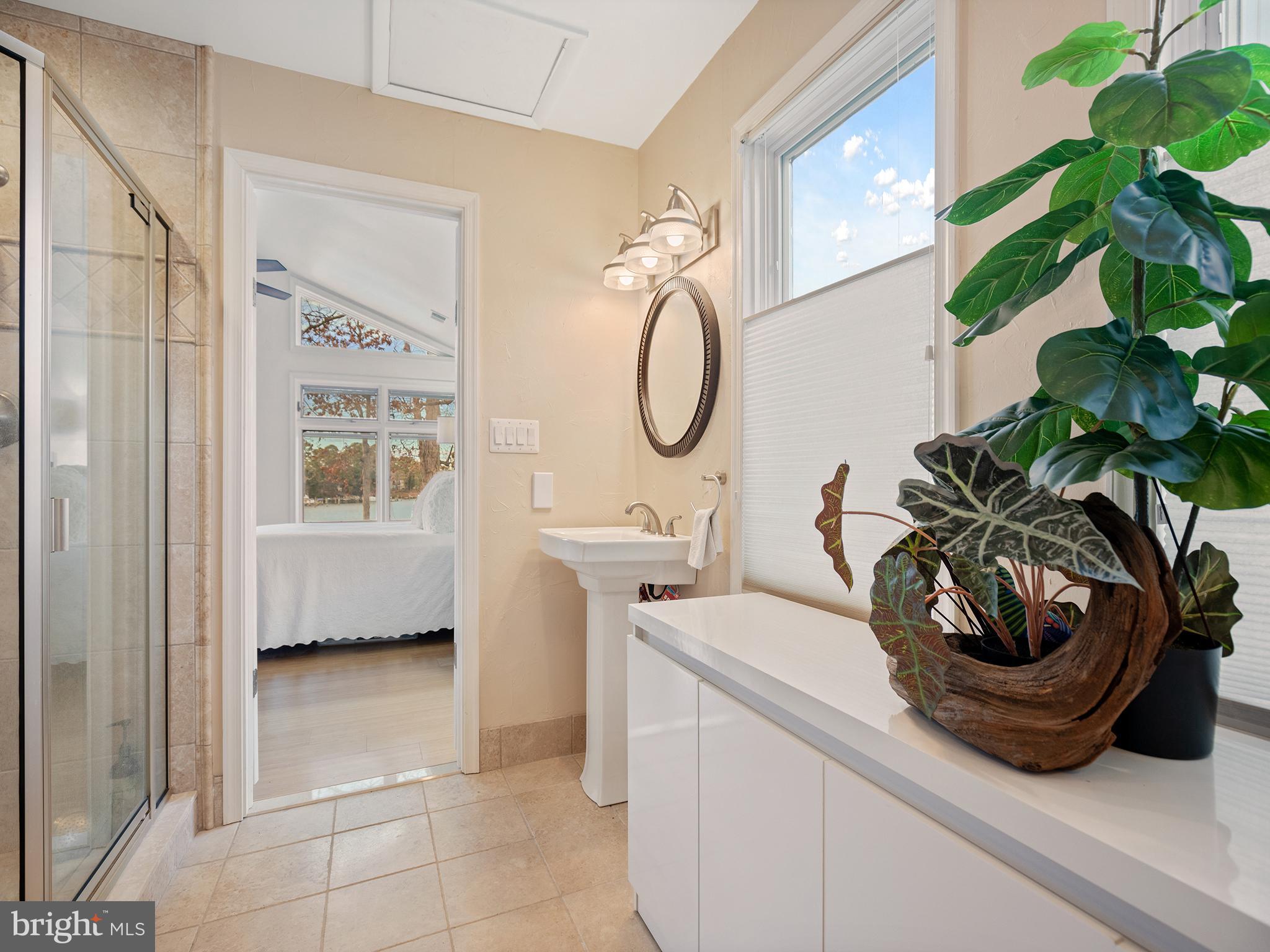 DRUM POINT - Residential