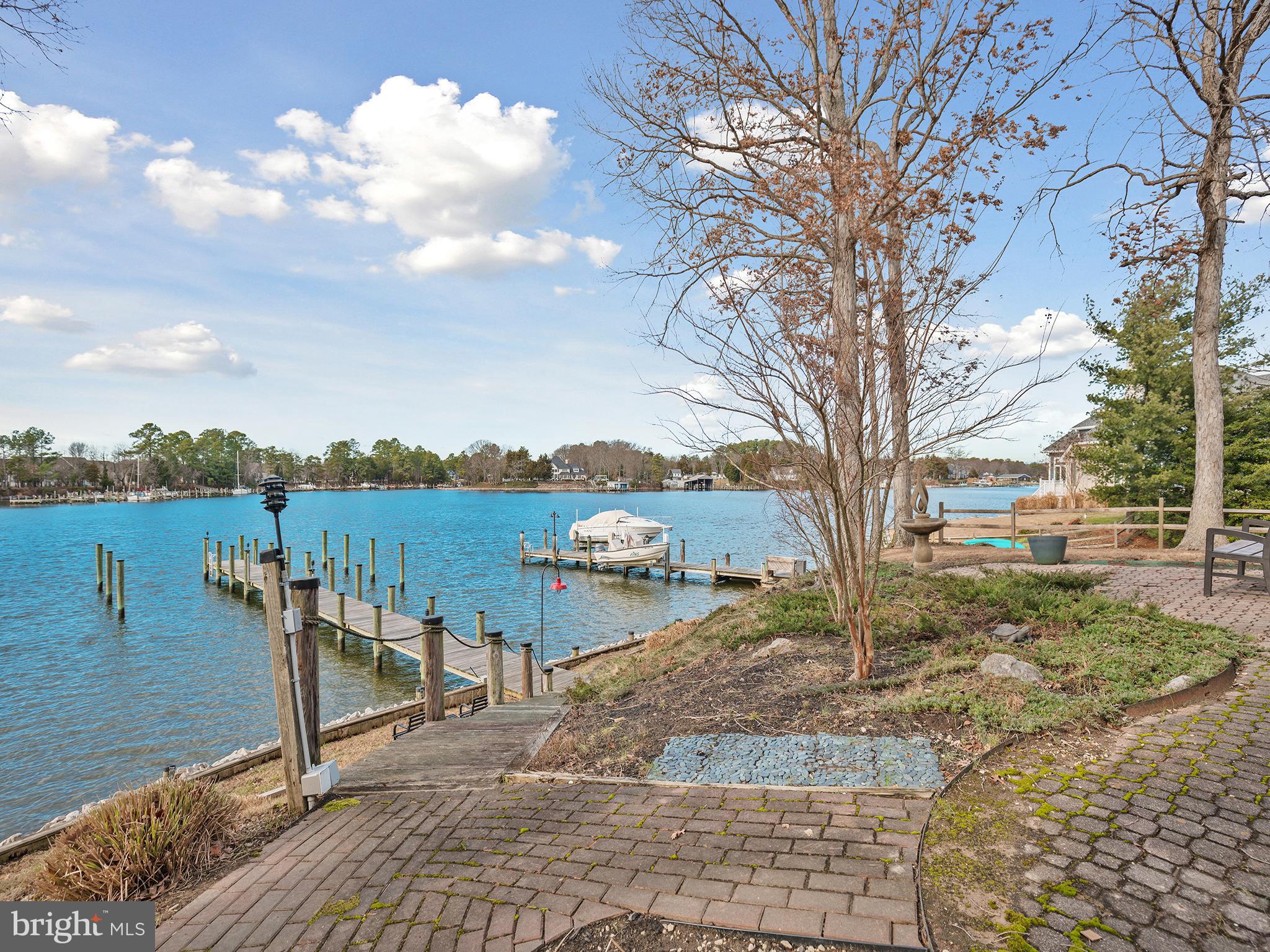 DRUM POINT - Residential