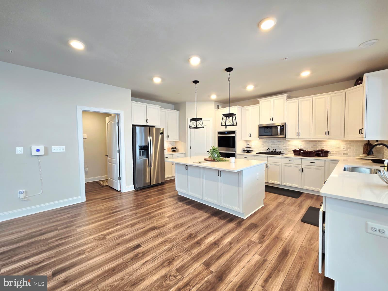 FRIENDLY - Residential