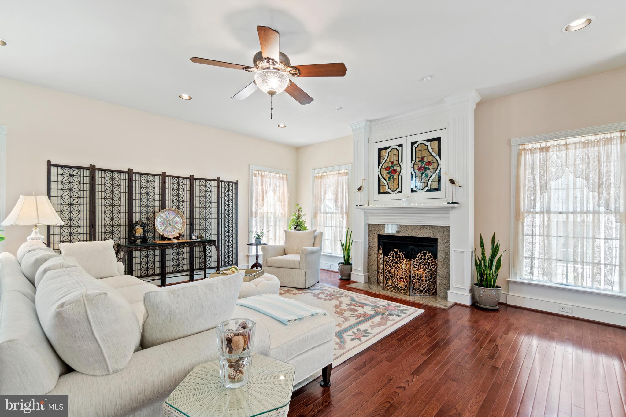 COLLEGE HEIGHTS - Residential