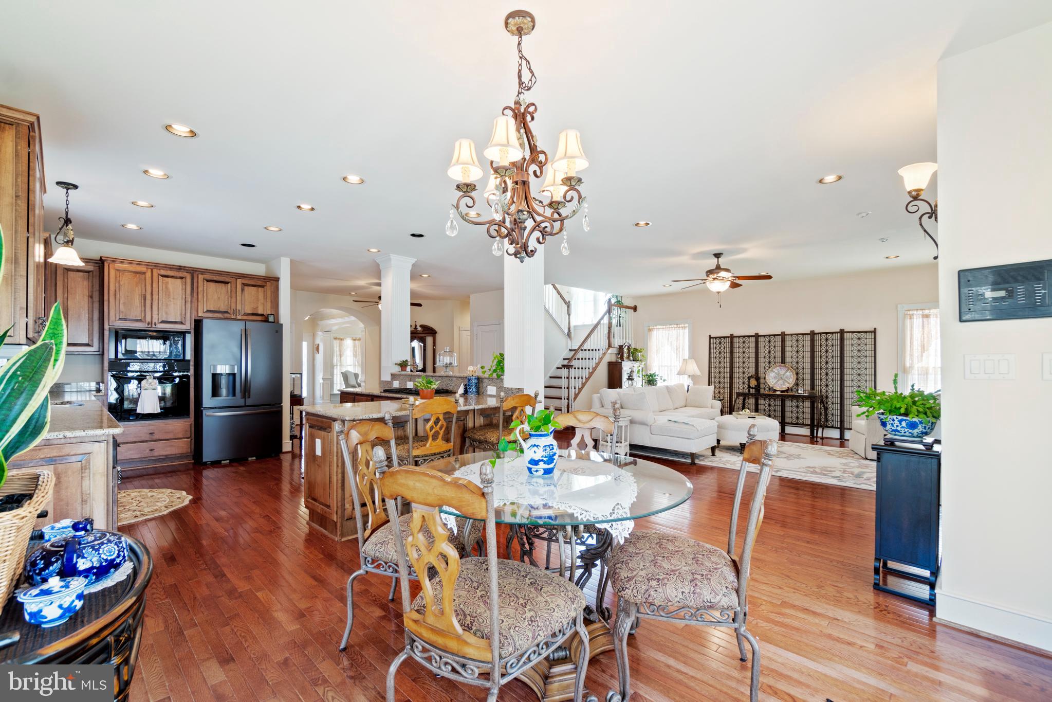 COLLEGE HEIGHTS - Residential