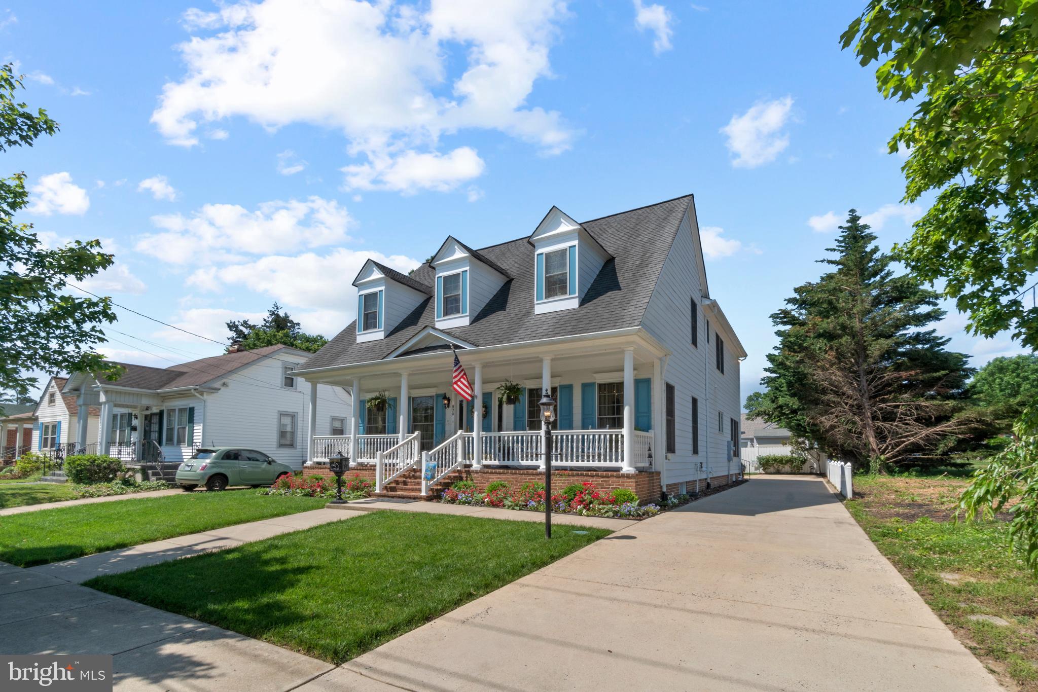 COLLEGE HEIGHTS - Residential