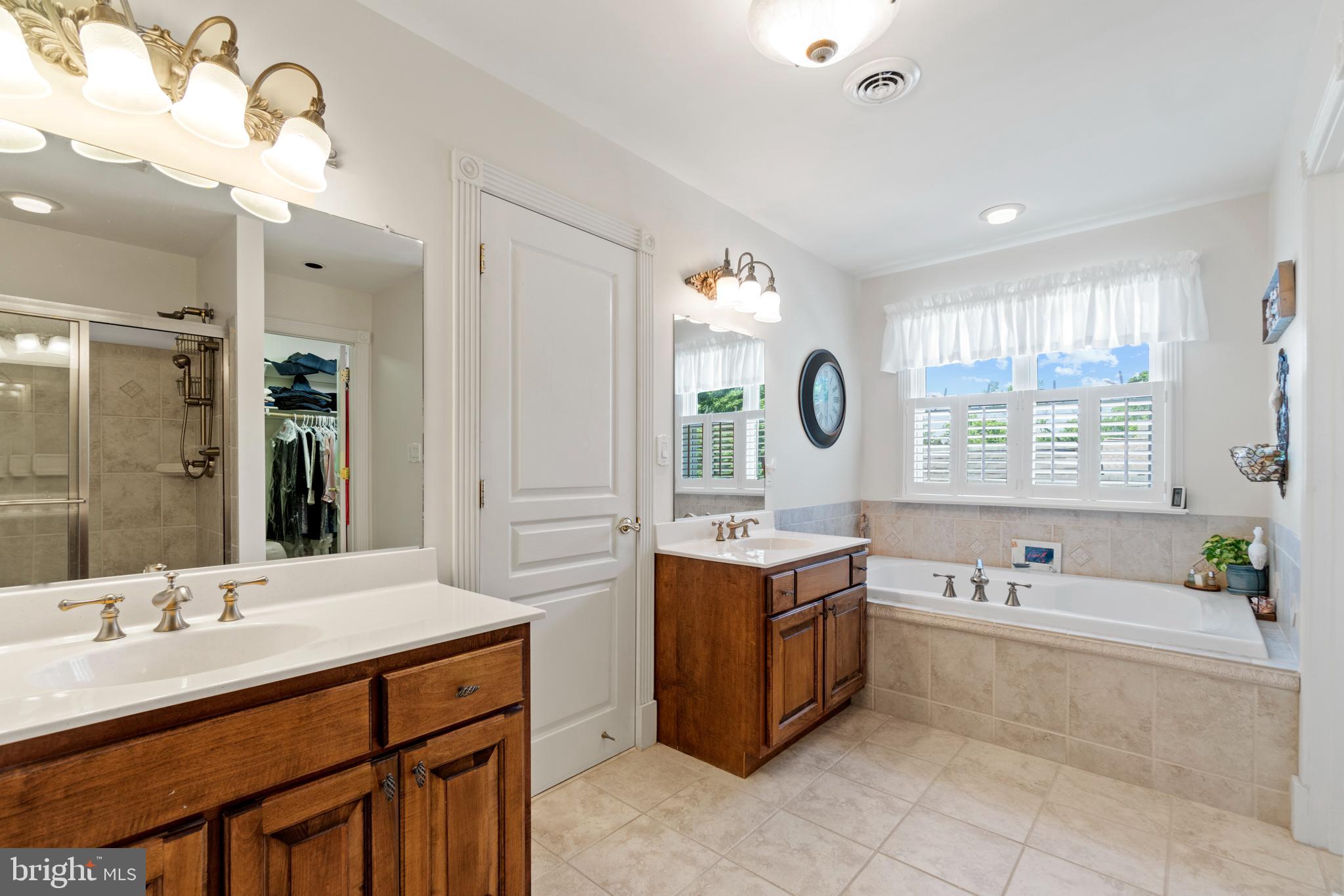 COLLEGE HEIGHTS - Residential