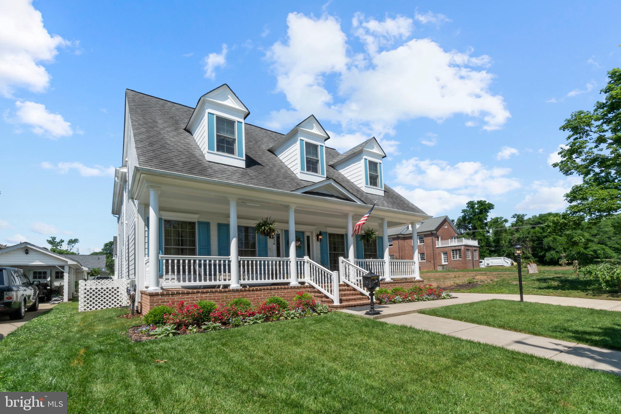 COLLEGE HEIGHTS - Residential