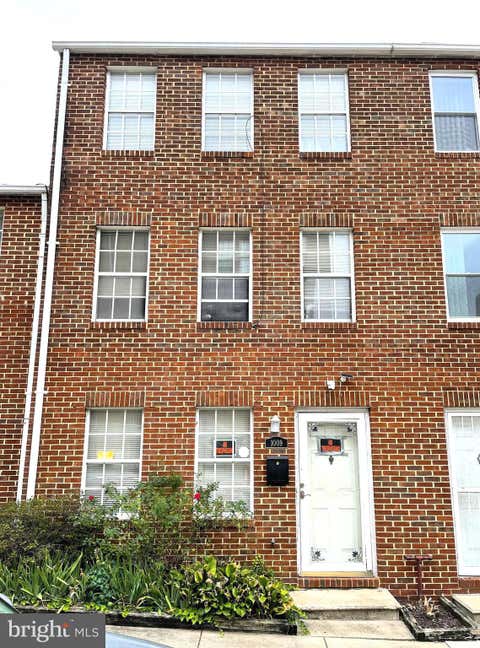 Condo For Sale - 1009 Somerset Street<br/> BALTIMORE, MD 21202