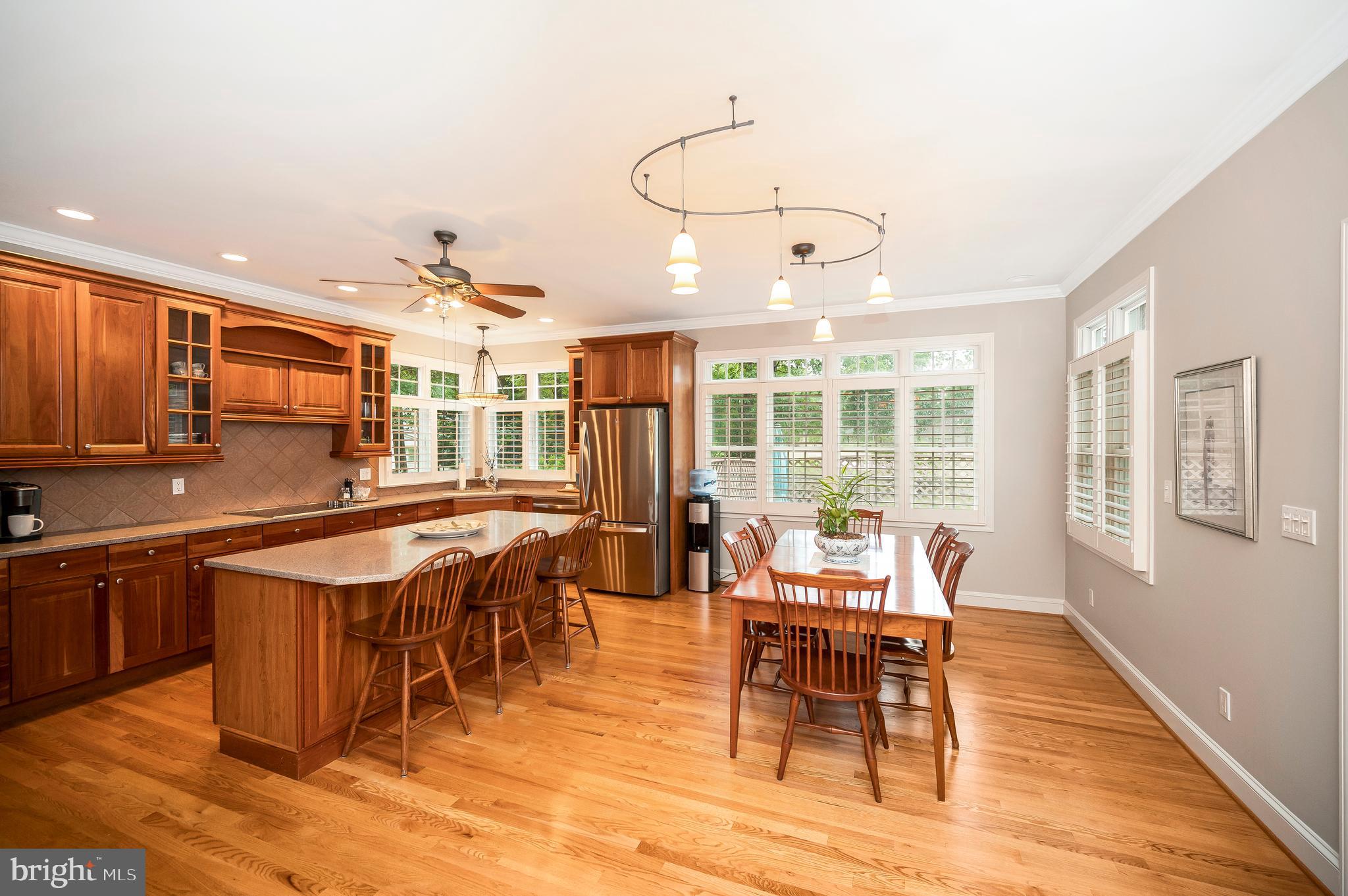 LAKE OF THE WOODS - Residential