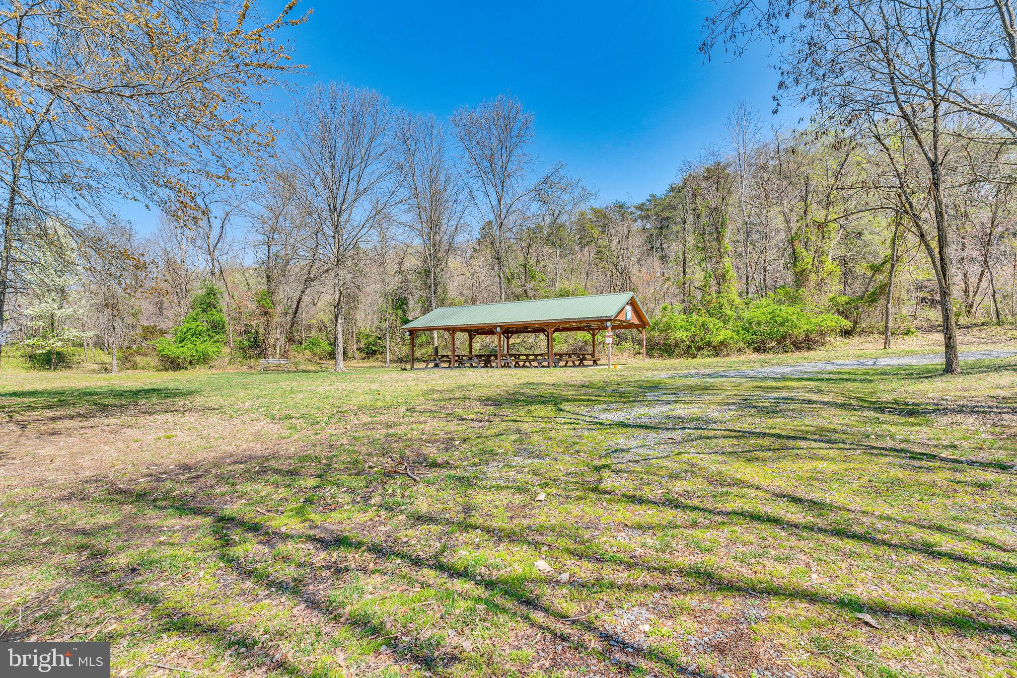 FERRY LANDING WOODS - Residential Lease