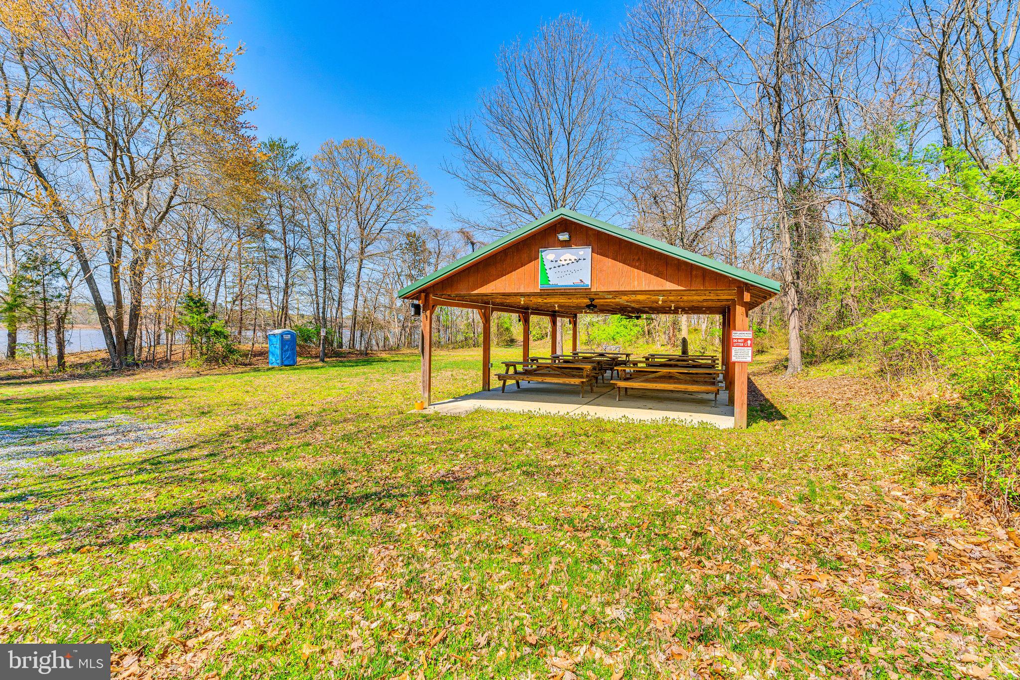 FERRY LANDING WOODS - Residential Lease