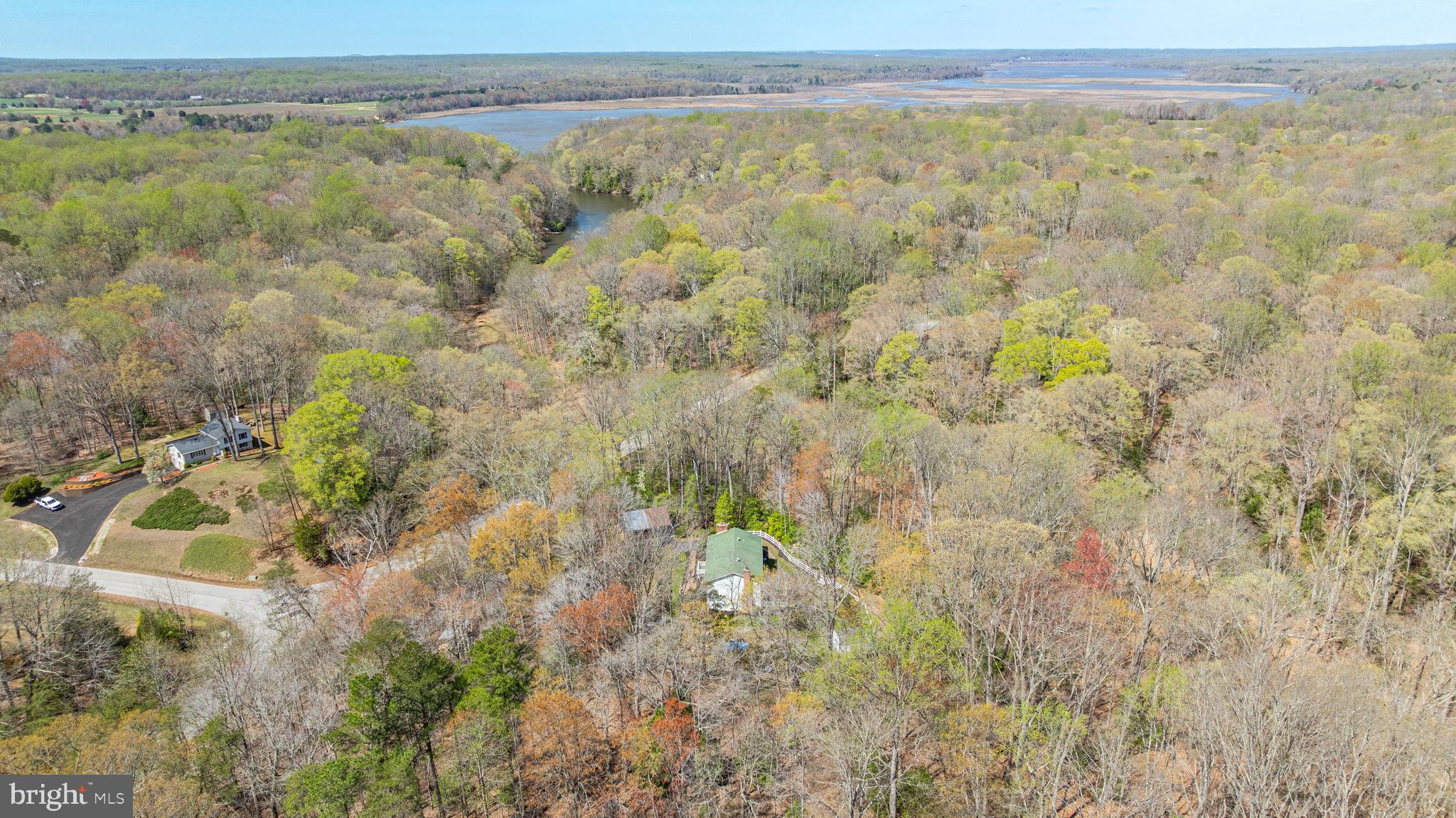 FERRY LANDING WOODS - Residential Lease