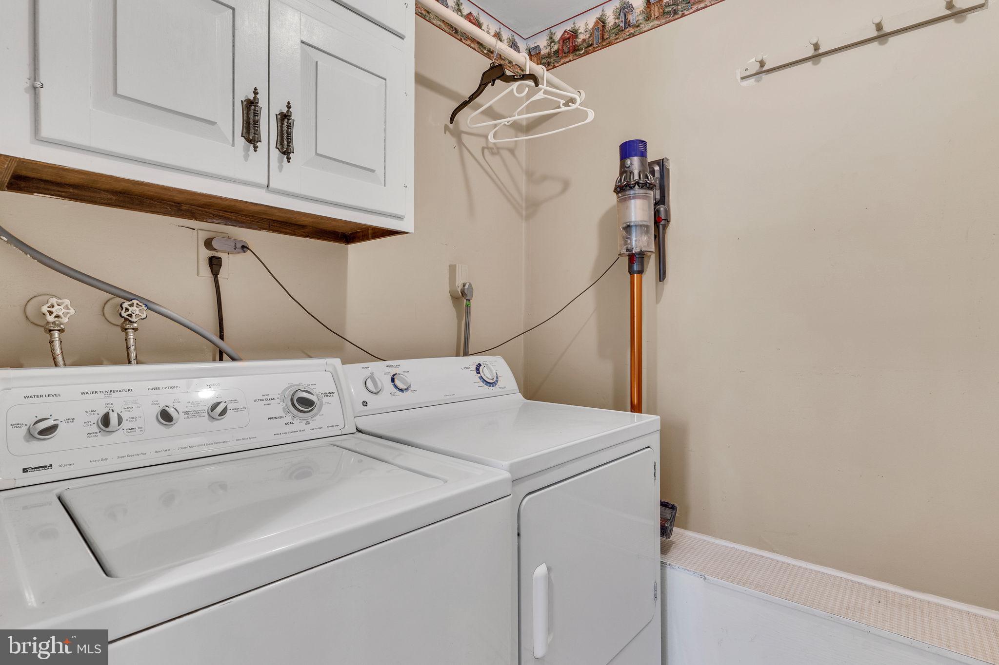 FERRY LANDING WOODS - Residential Lease