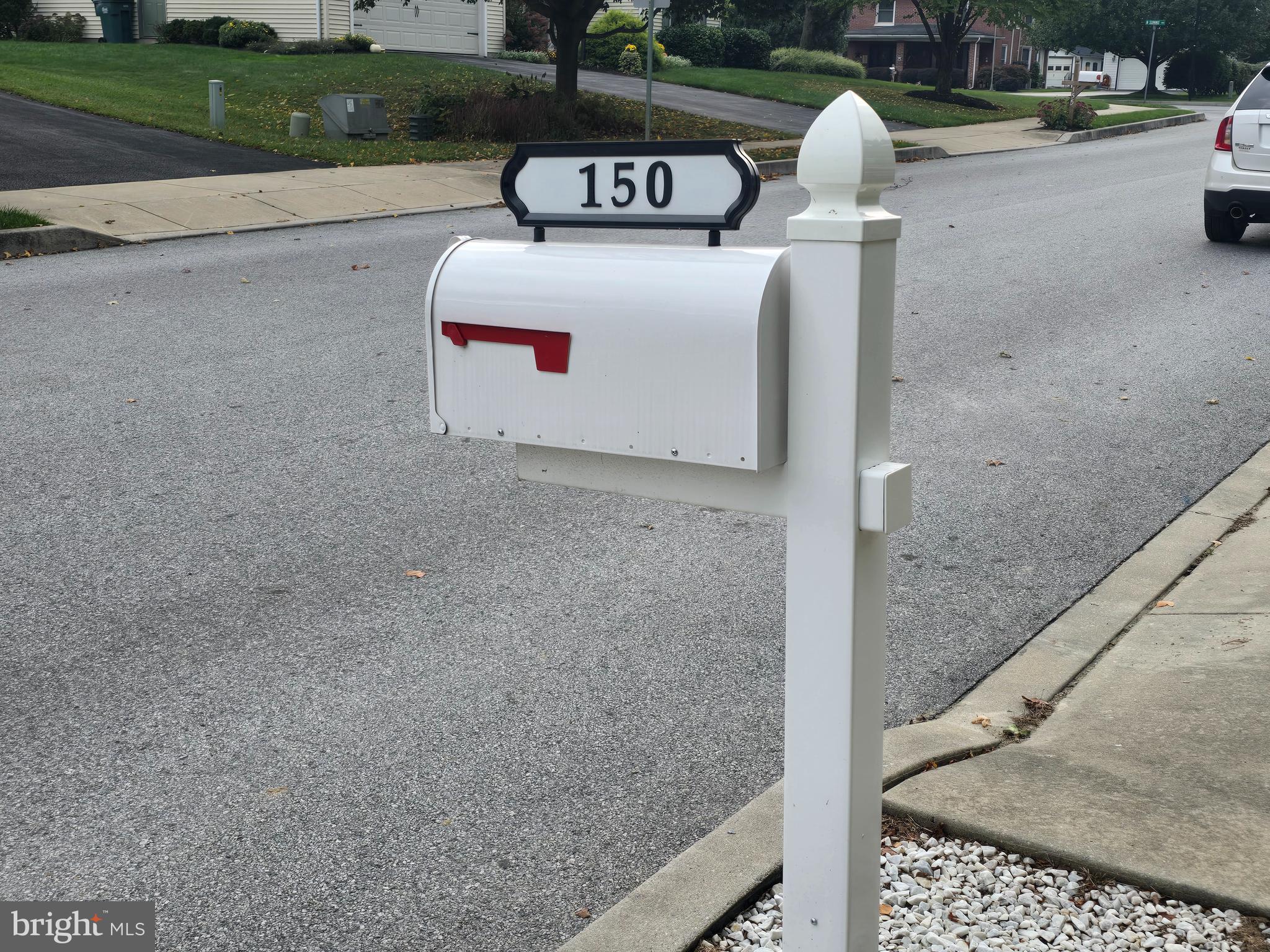 150 MARLTON LANE