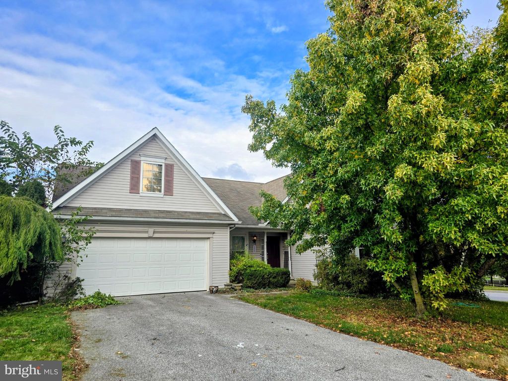 Photo of 150 Marlton Lane, QUARRYVILLE, PA 17566 (MLS # PALA2077164)