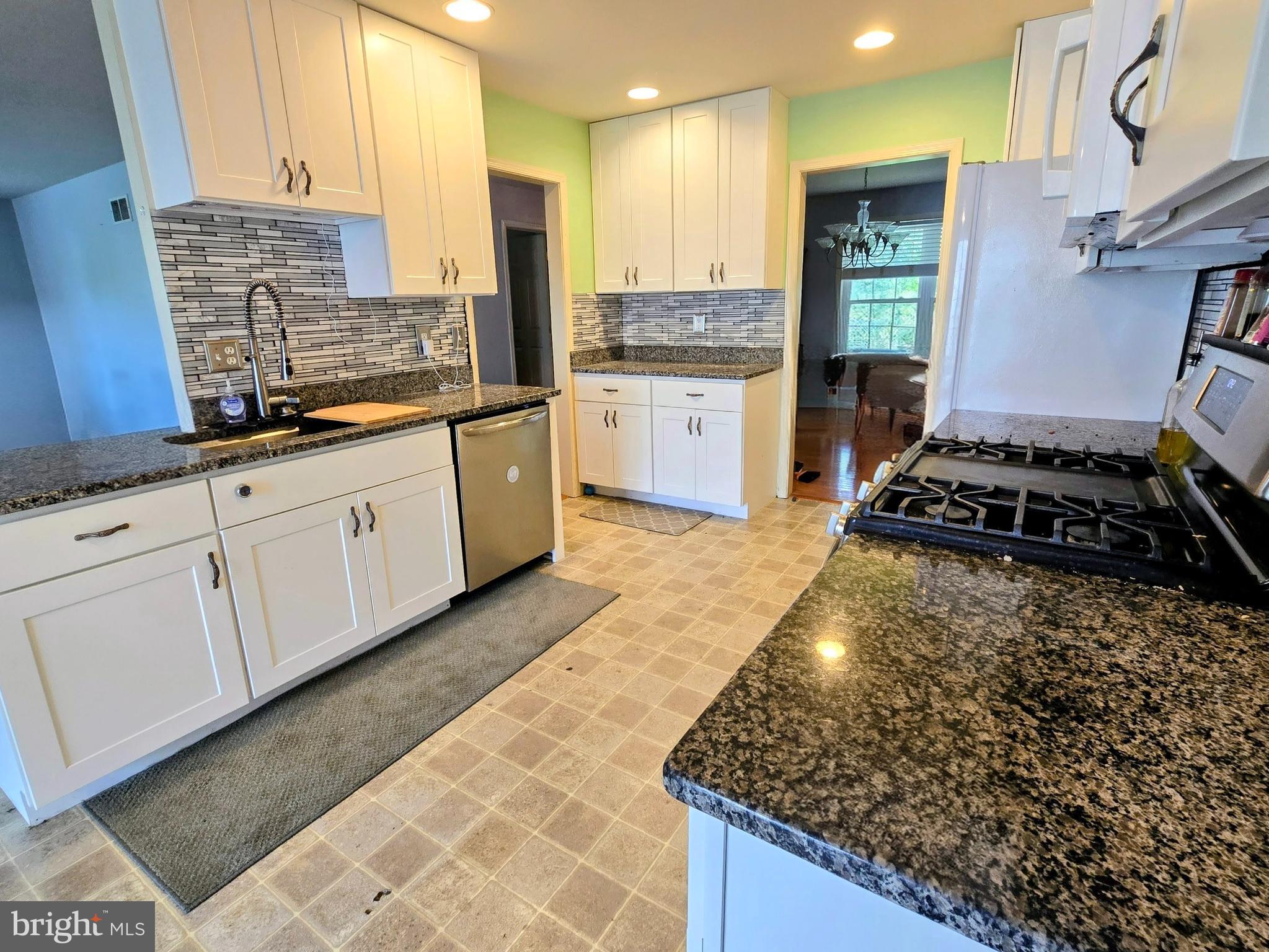 QUARRY RIDGE - Residential