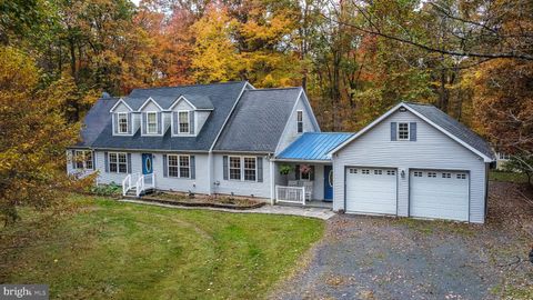 34 STANLEY ROAD UPPER BLACK EDDY PA 18972