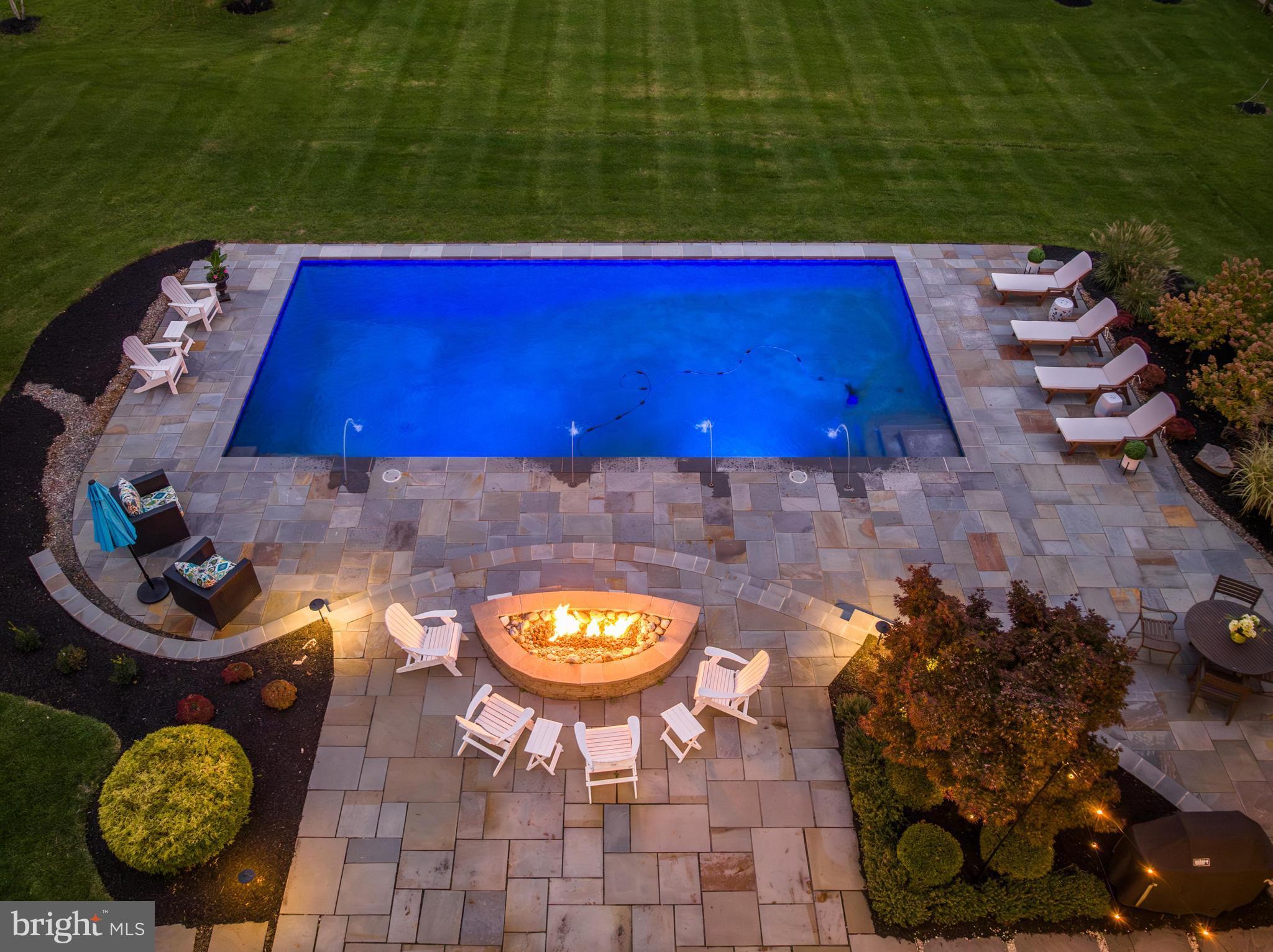 RASPBERRY FALLS - Residential