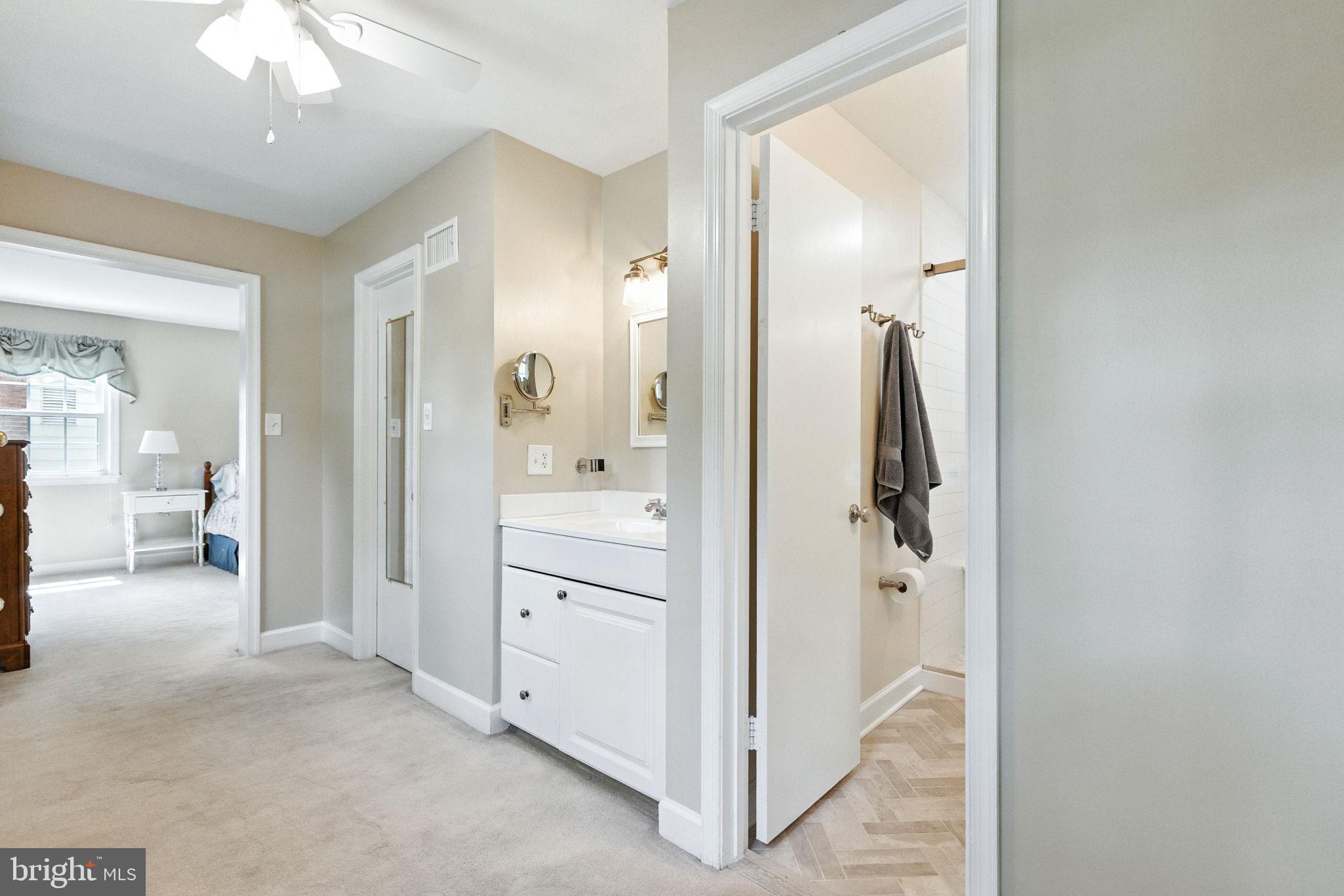 CHAPEL SQUARE WEST - Residential