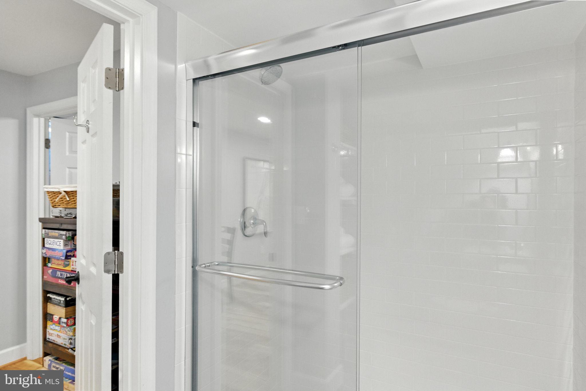 CHAPEL SQUARE WEST - Residential