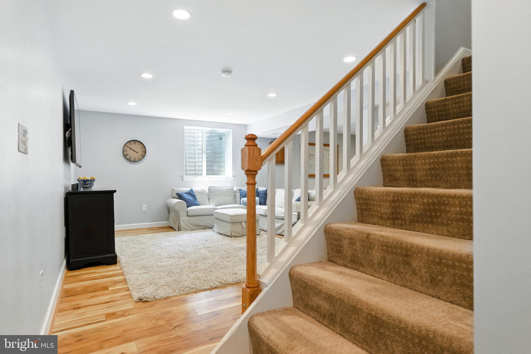 CHAPEL SQUARE WEST - Residential