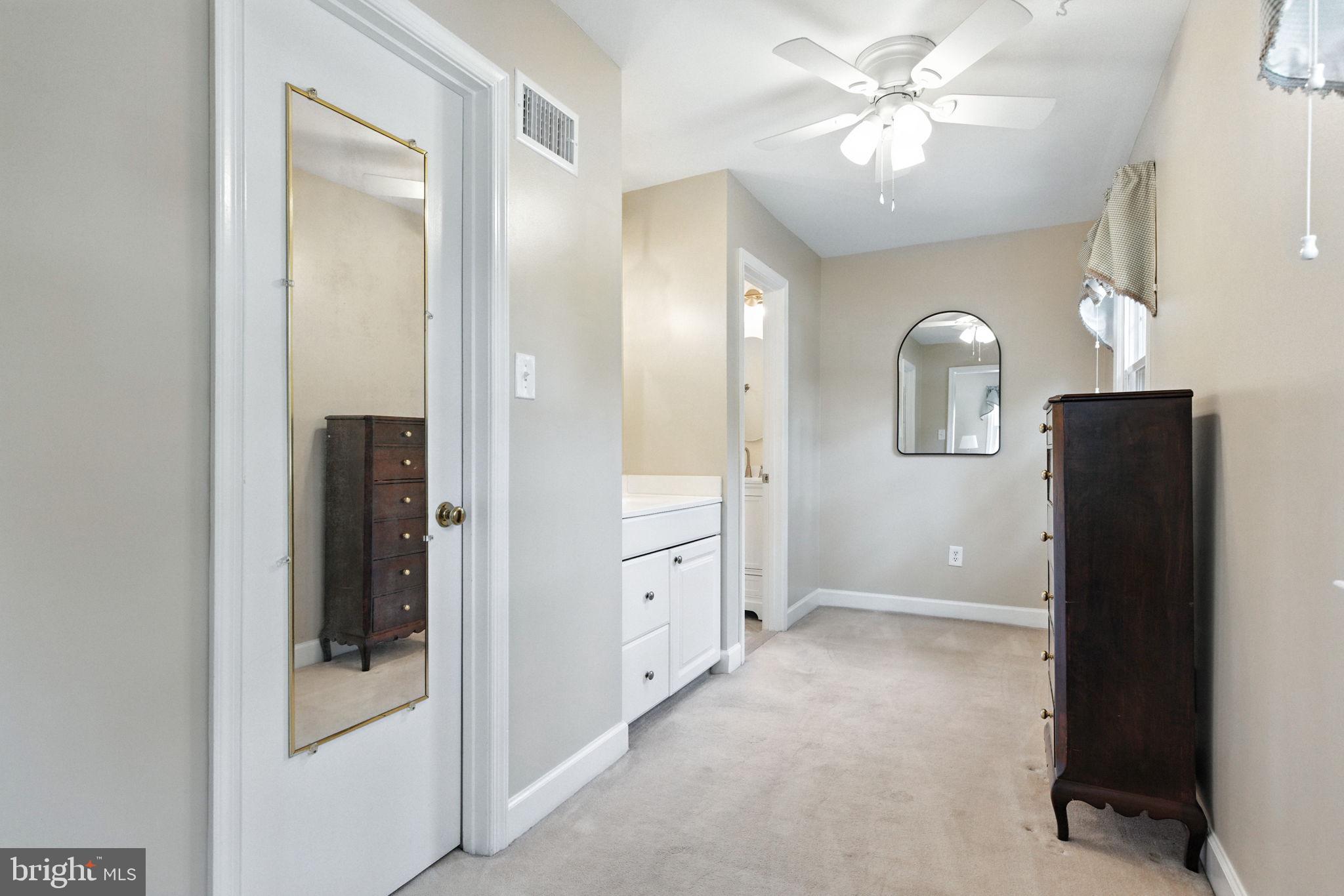 CHAPEL SQUARE WEST - Residential