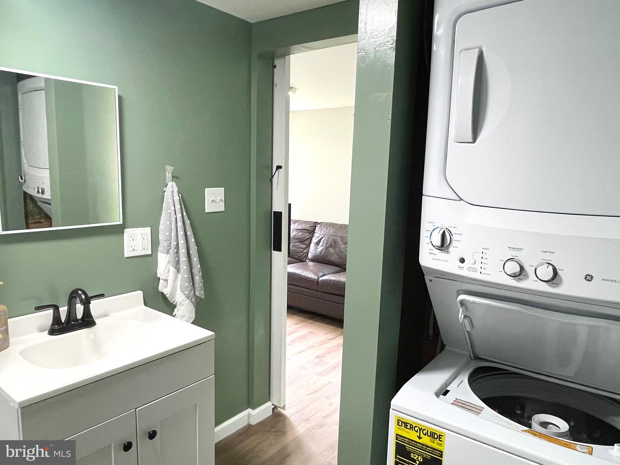 DAMASCUS OUTSIDE - Residential