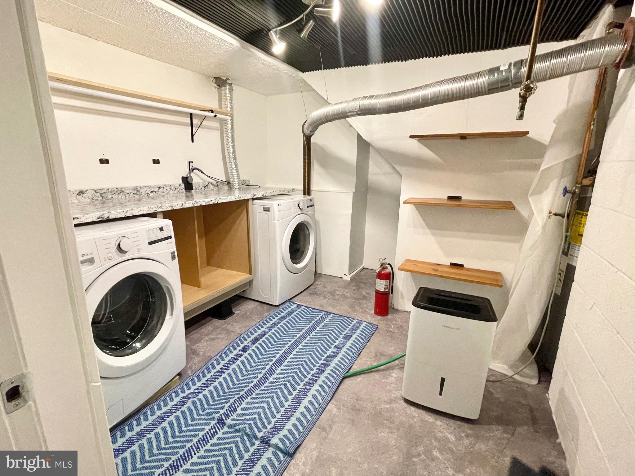 DAMASCUS OUTSIDE - Residential