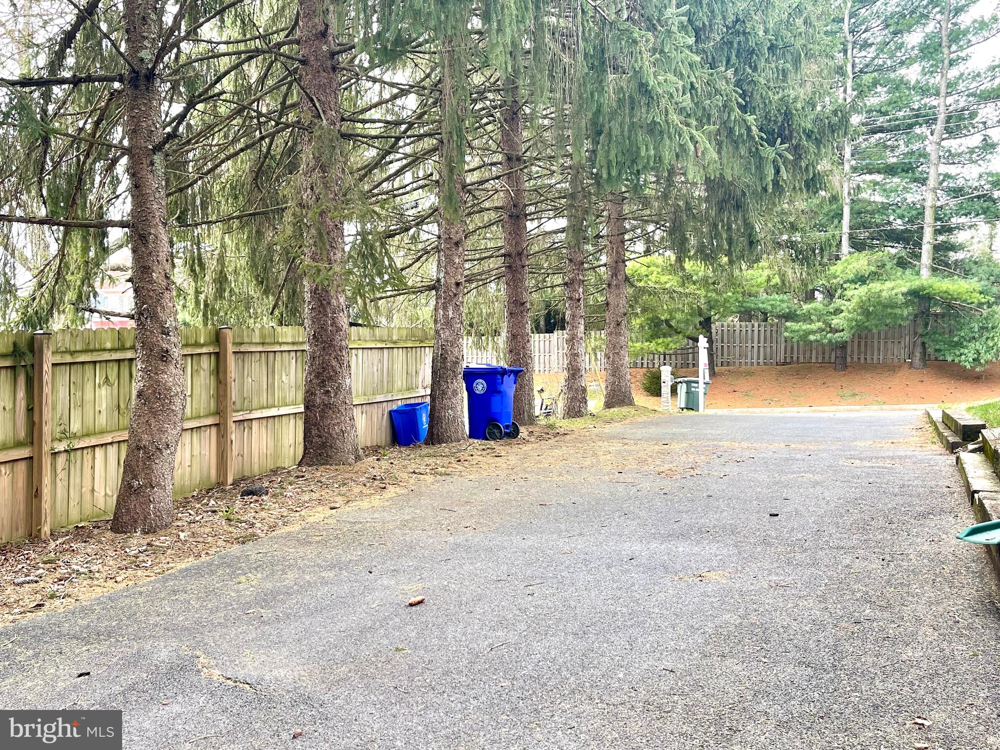 DAMASCUS OUTSIDE - Residential