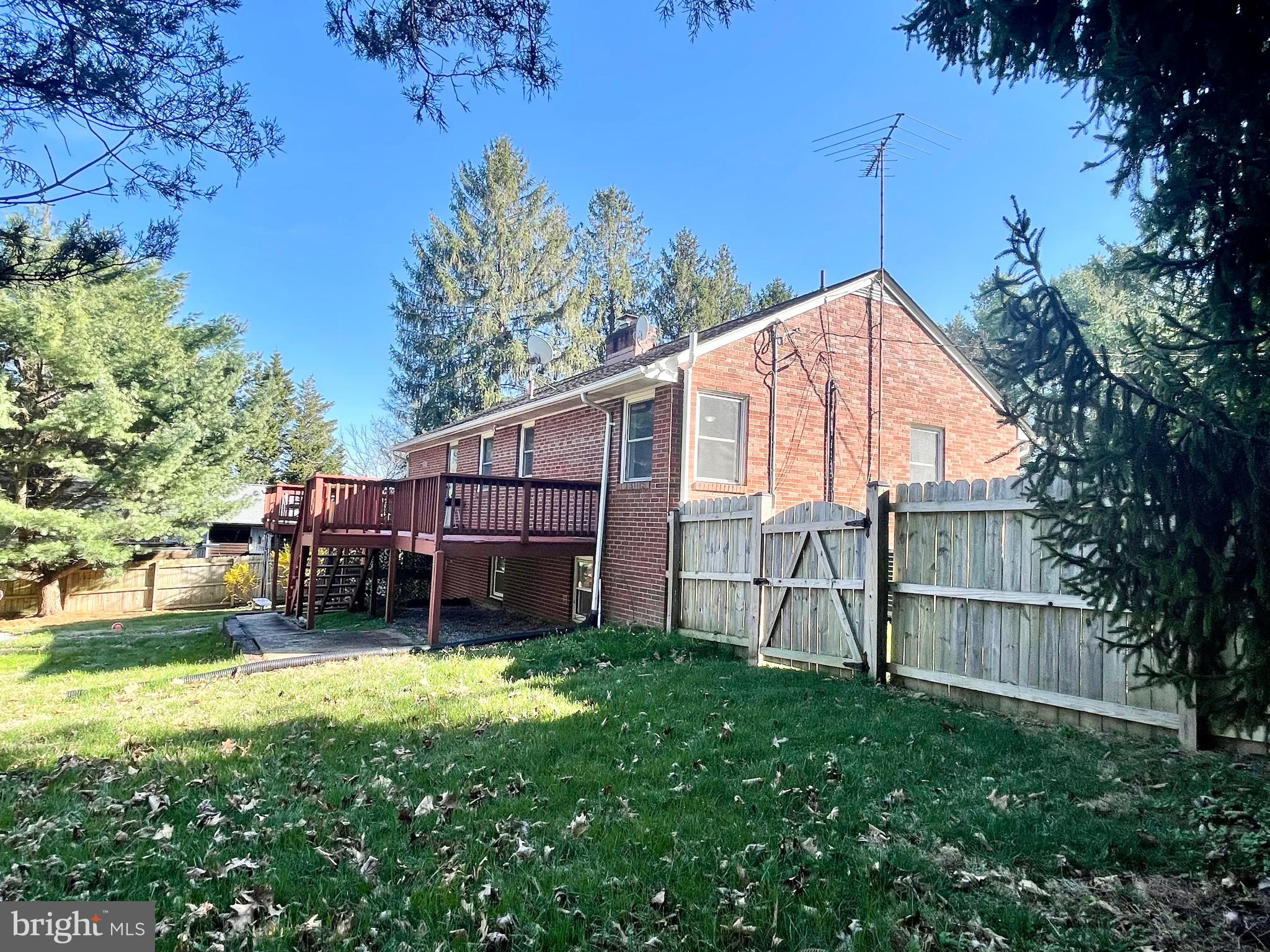 DAMASCUS OUTSIDE - Residential