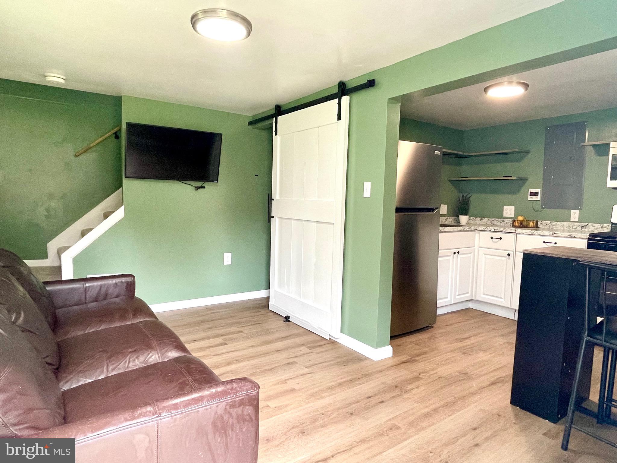 DAMASCUS OUTSIDE - Residential