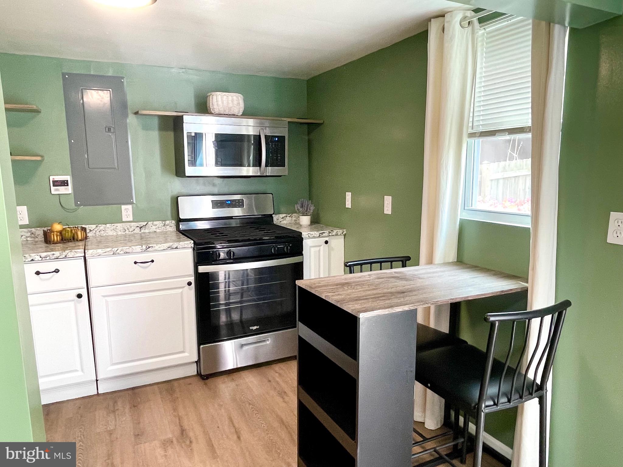 DAMASCUS OUTSIDE - Residential