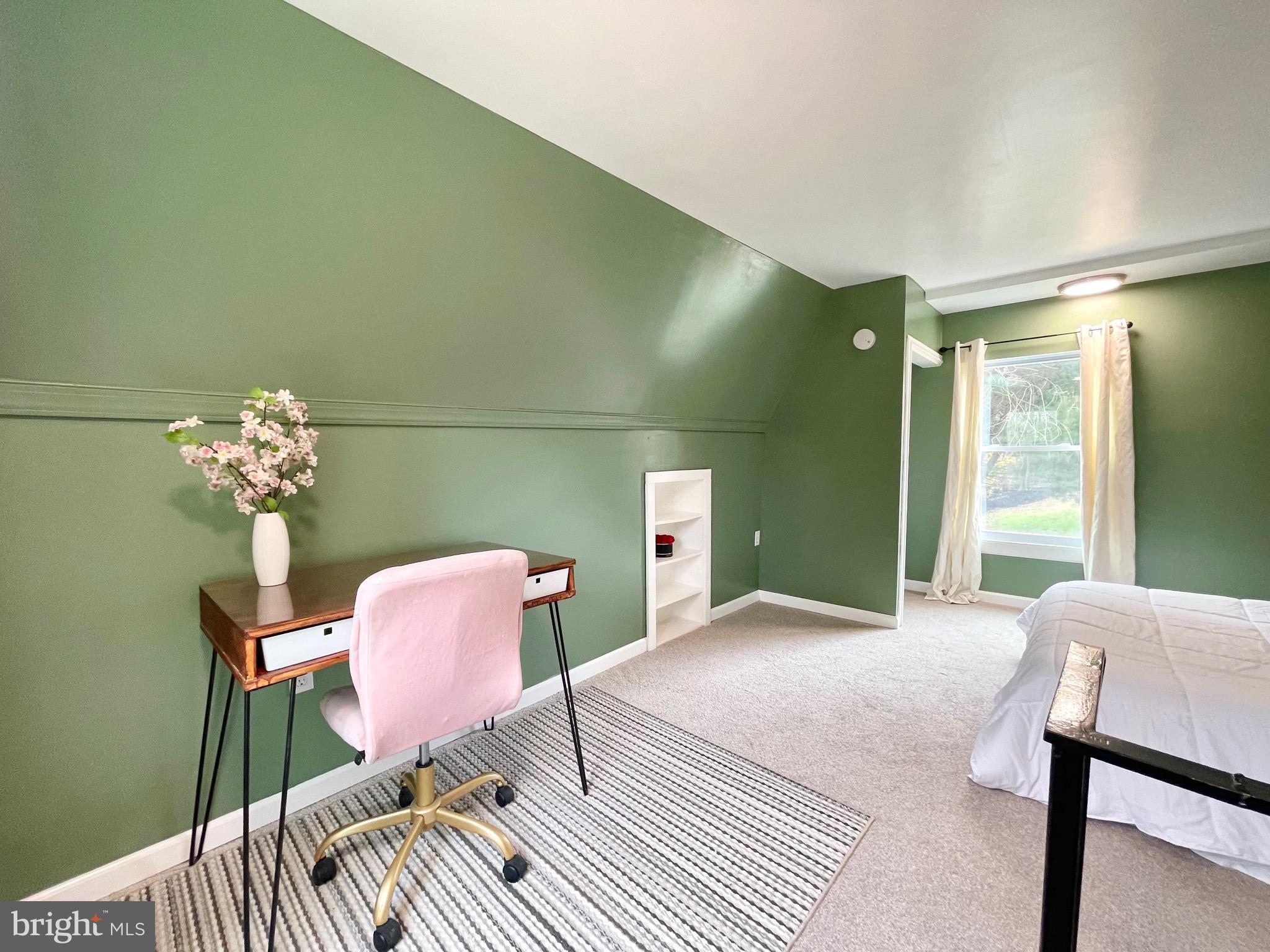 DAMASCUS OUTSIDE - Residential