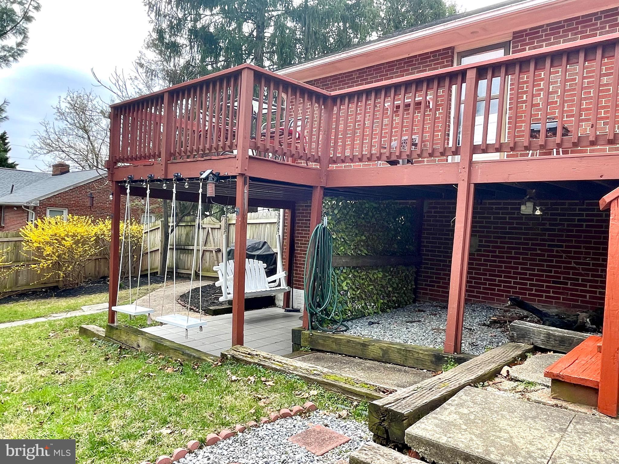 DAMASCUS OUTSIDE - Residential